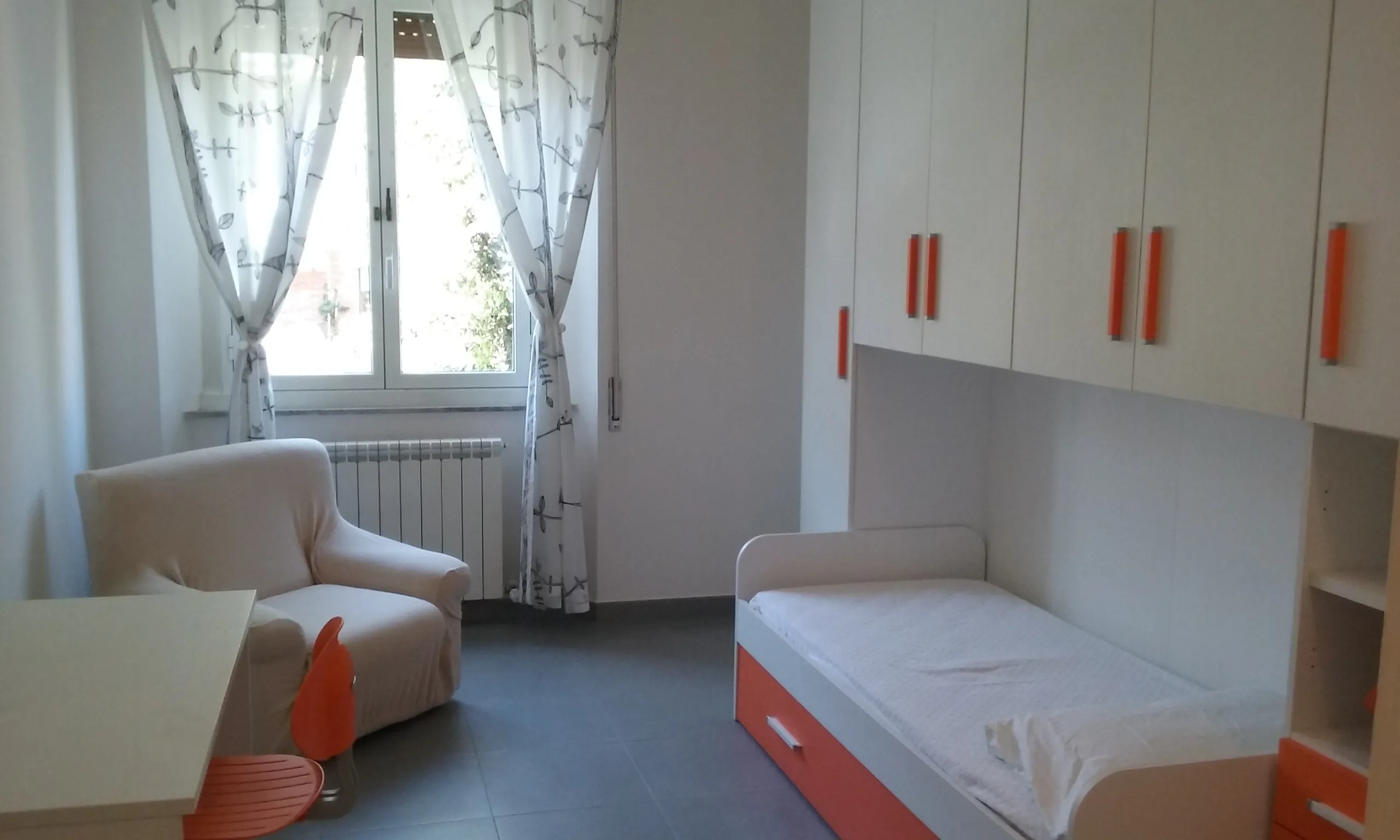 Private room in Viale Goffredo Mameli, Siena 4