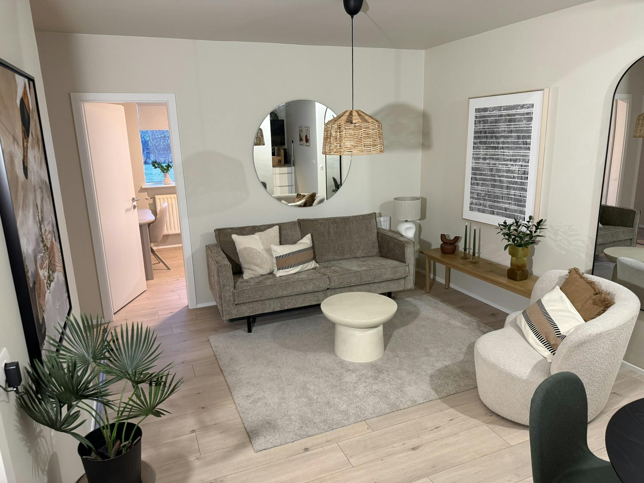 私人房间 正在以 €1,049 的月租出租，其位于 Reykjavík, Skaftahlíð