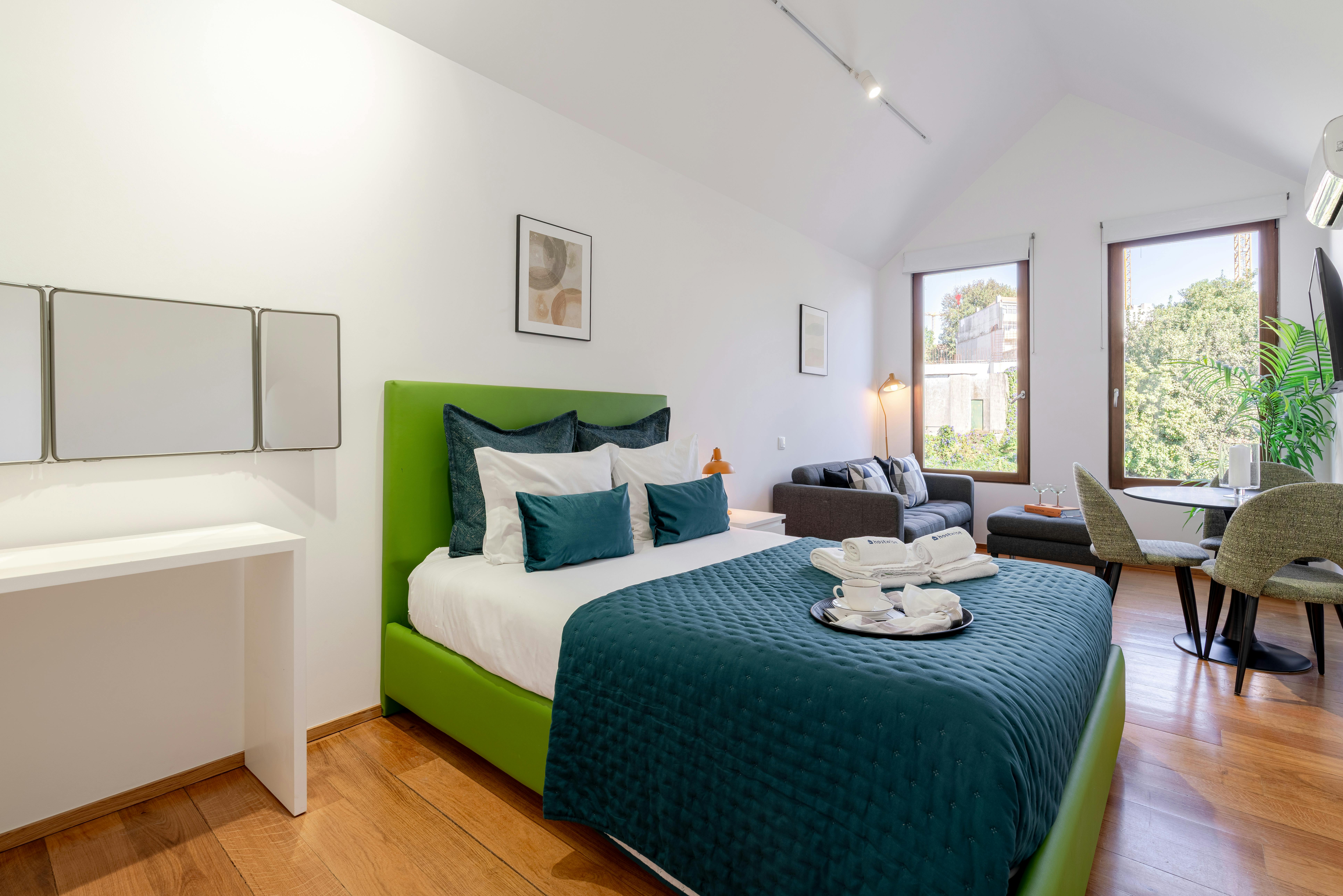 Rua de Cedofeita, Porto preview