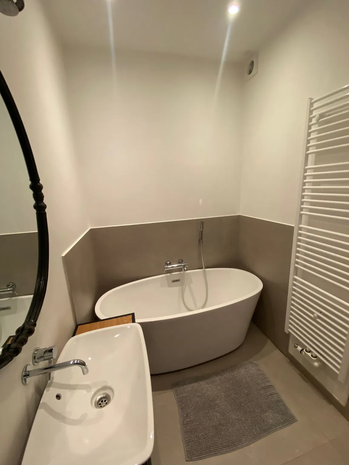 1-Bedroom Apartment in Avenue Charbo, Schaerbeek (1675325) ROOM 4
