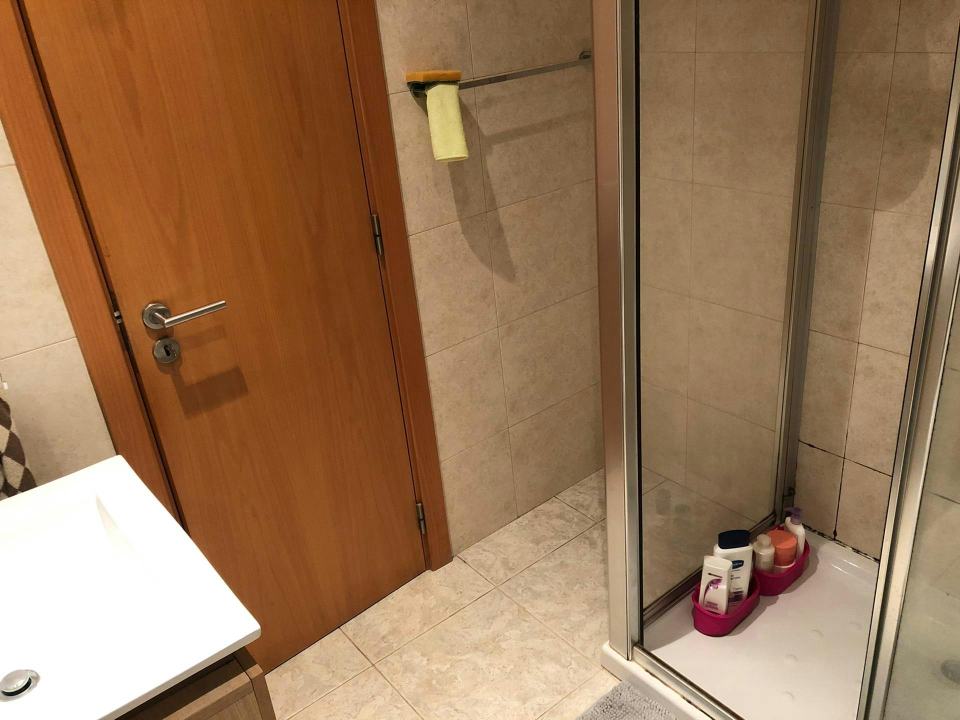 Single room Moscavide, 1 bed, 16m² — photo 8