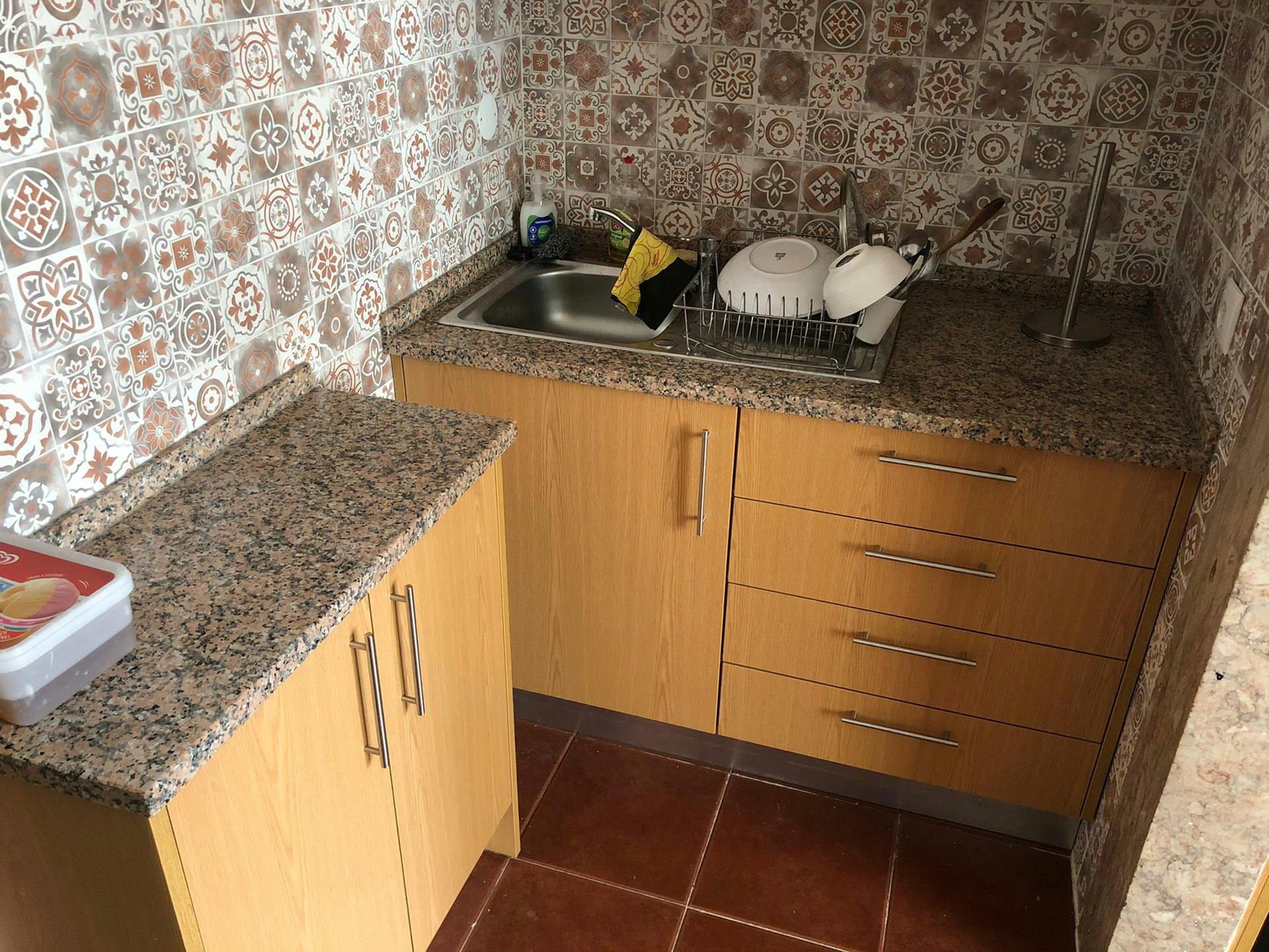 Single room Moscavide, 1 bed, 12m² — photo 10