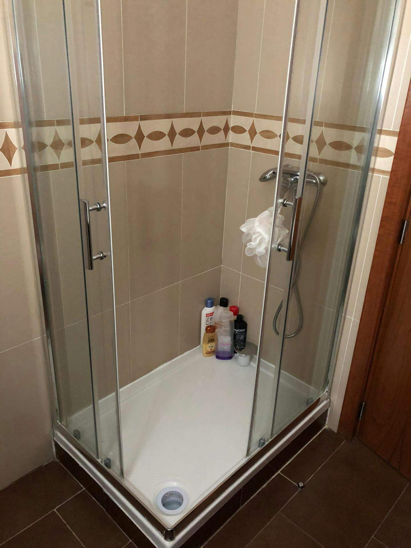 Single room Moscavide, 1 bed, 11m² — photo 10