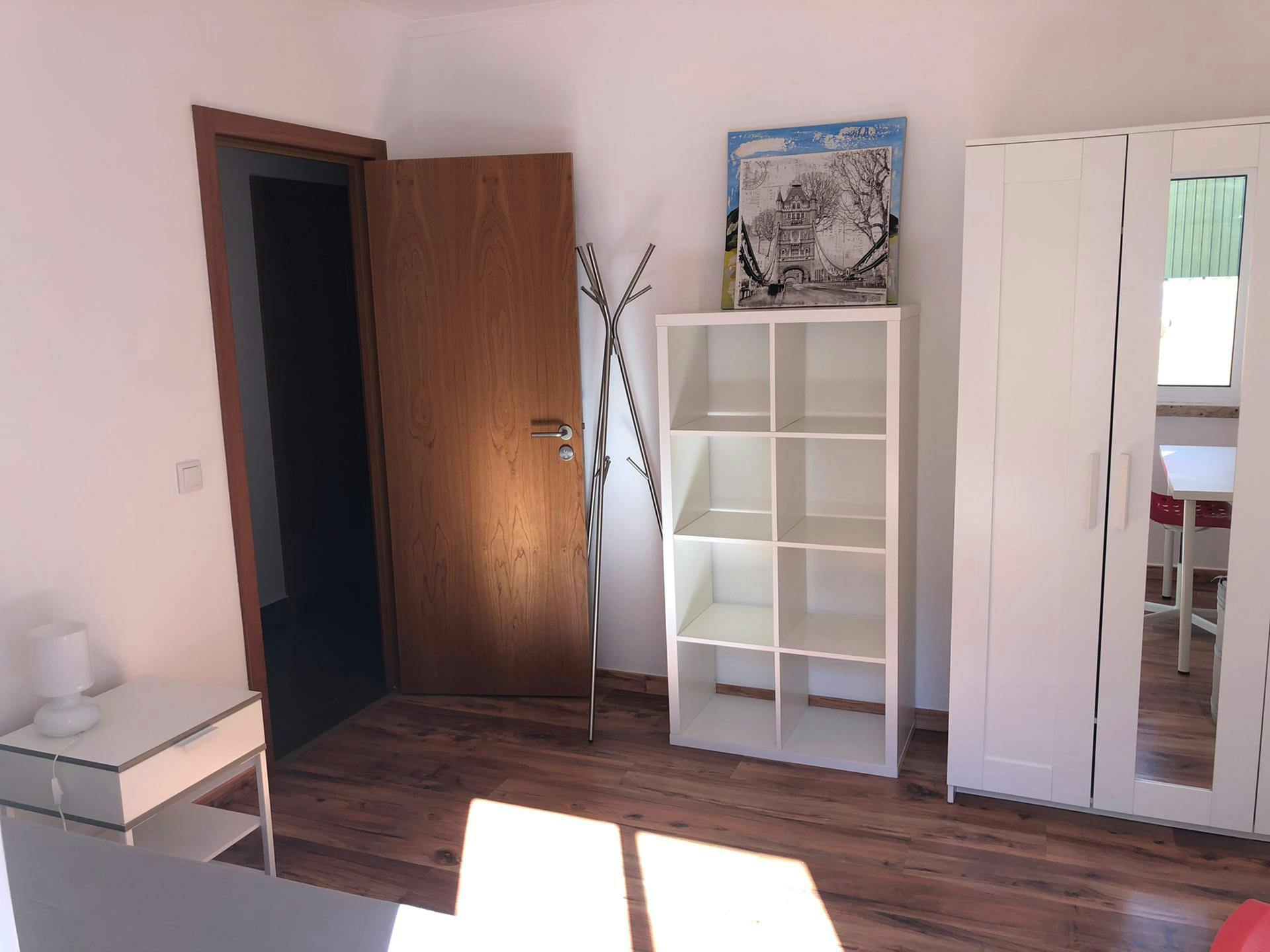 Single room Moscavide, 1 bed, 11m² — photo 2