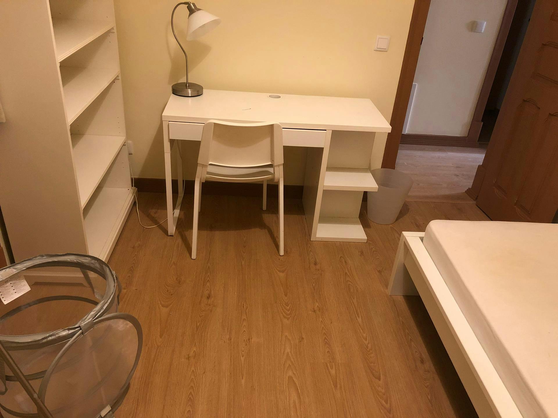 Single room Moscavide, 1 bed, 11m² — photo 2