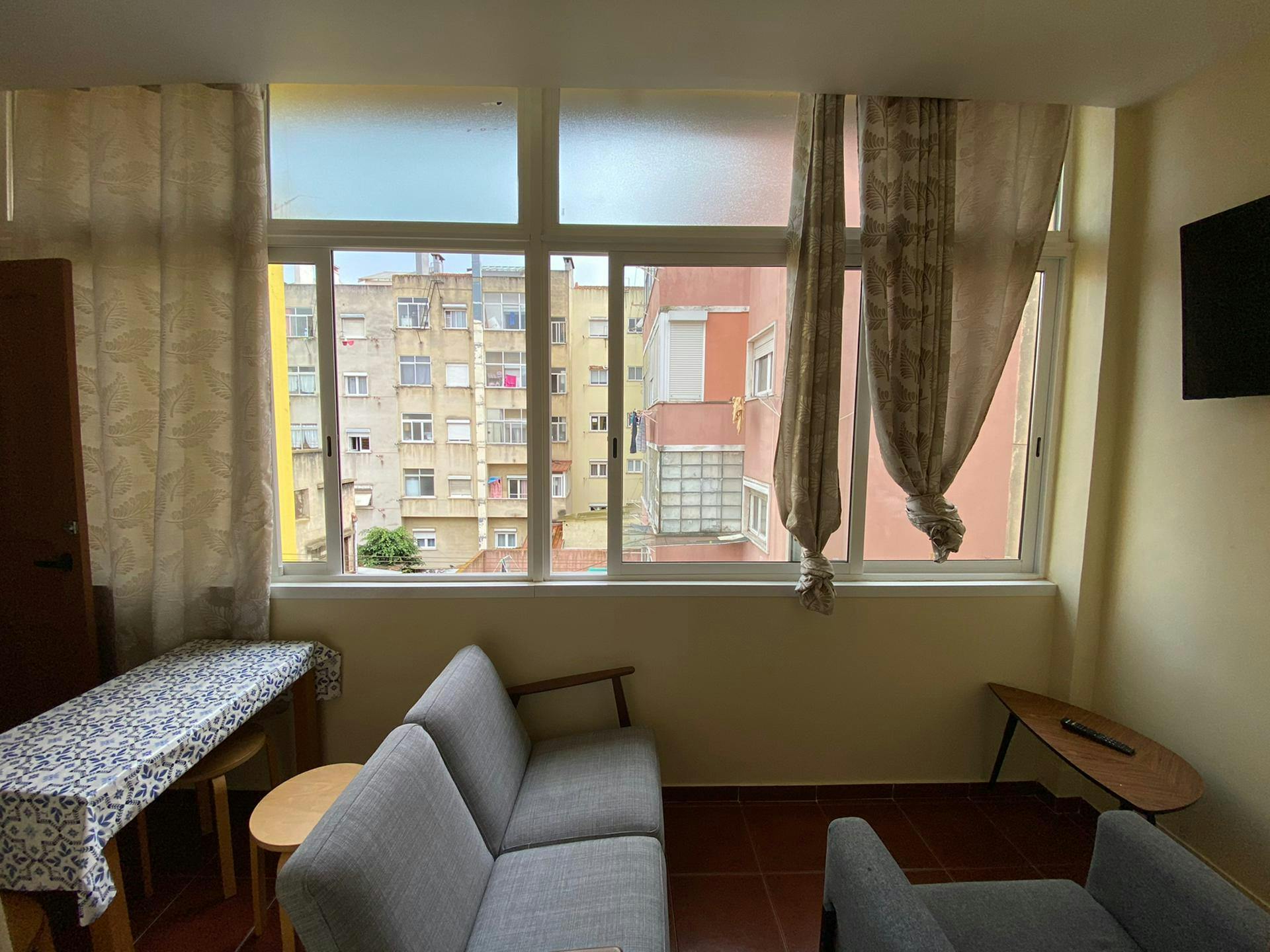 Single room Moscavide, 1 bed, 14m² — photo 6