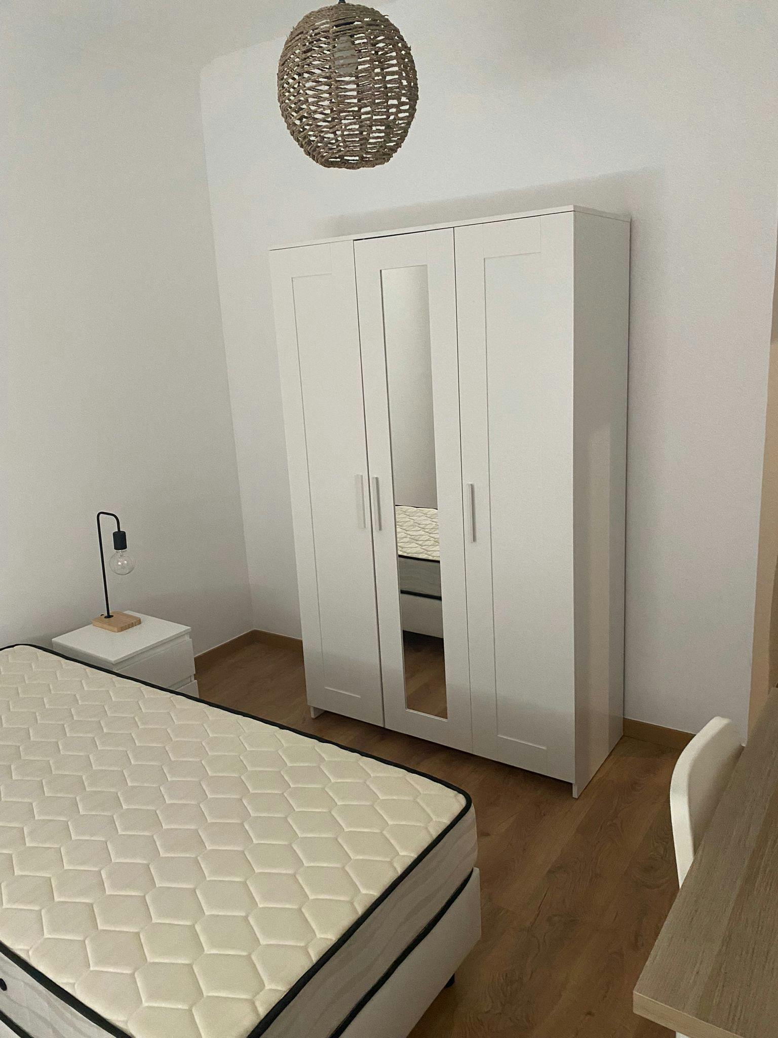 Single room Moscavide, 1 bed, 13m² — photo 2