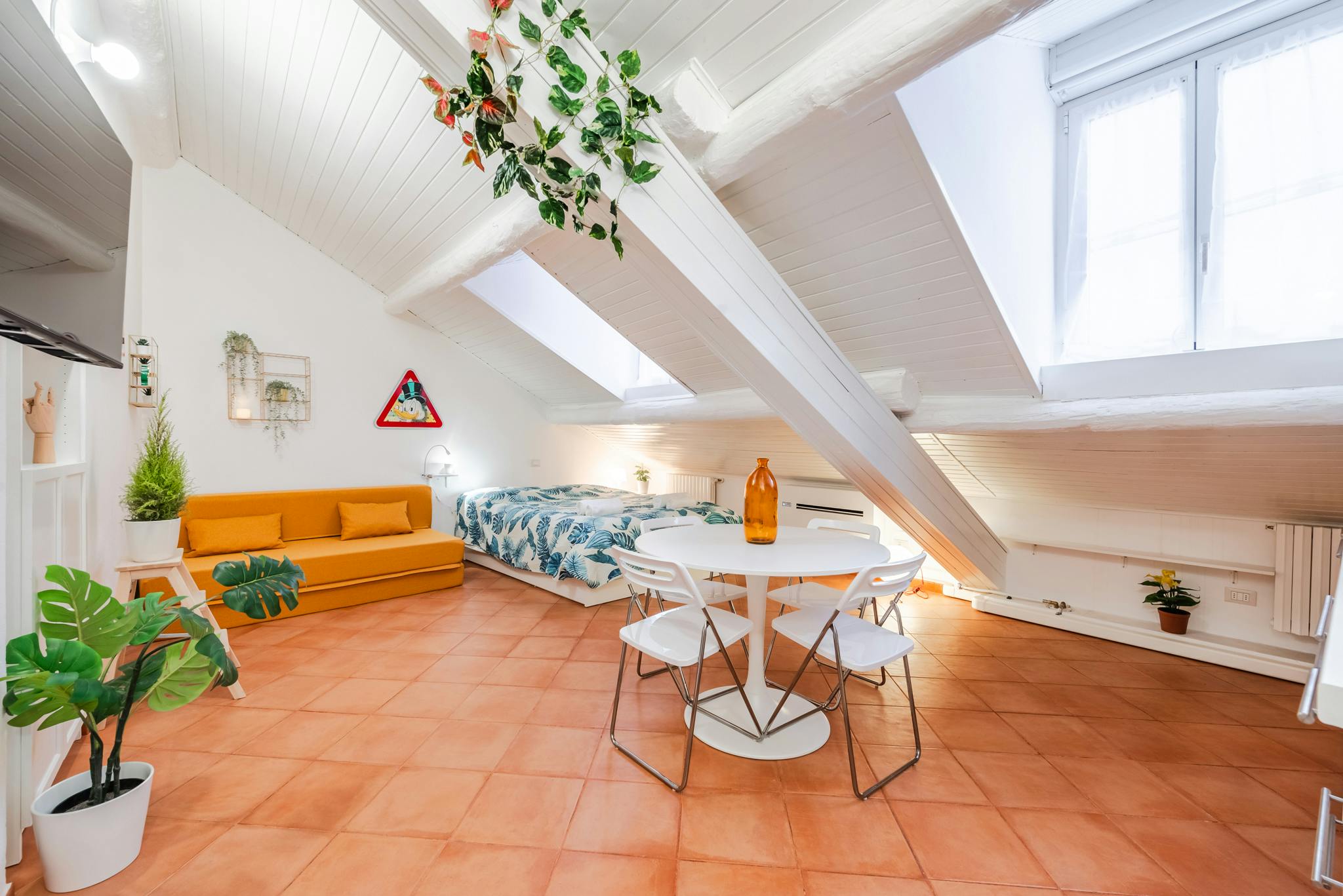 Appartamento in affitto a 2000 € al mese a Milan, Via Pasquale Sottocorno