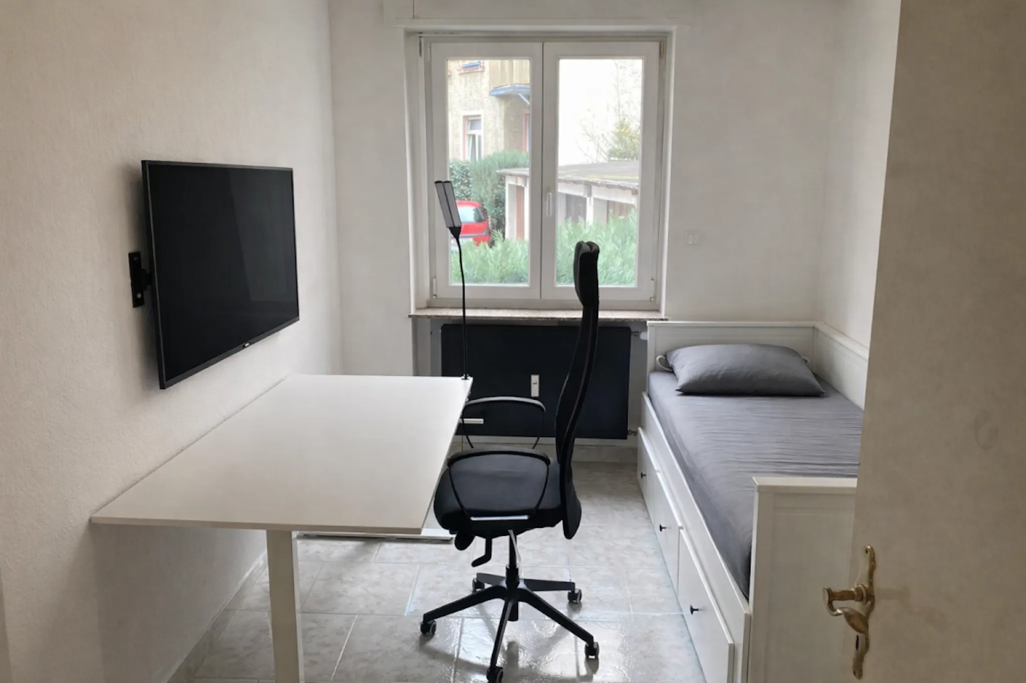 Rathenaustraße, Offenbach preview