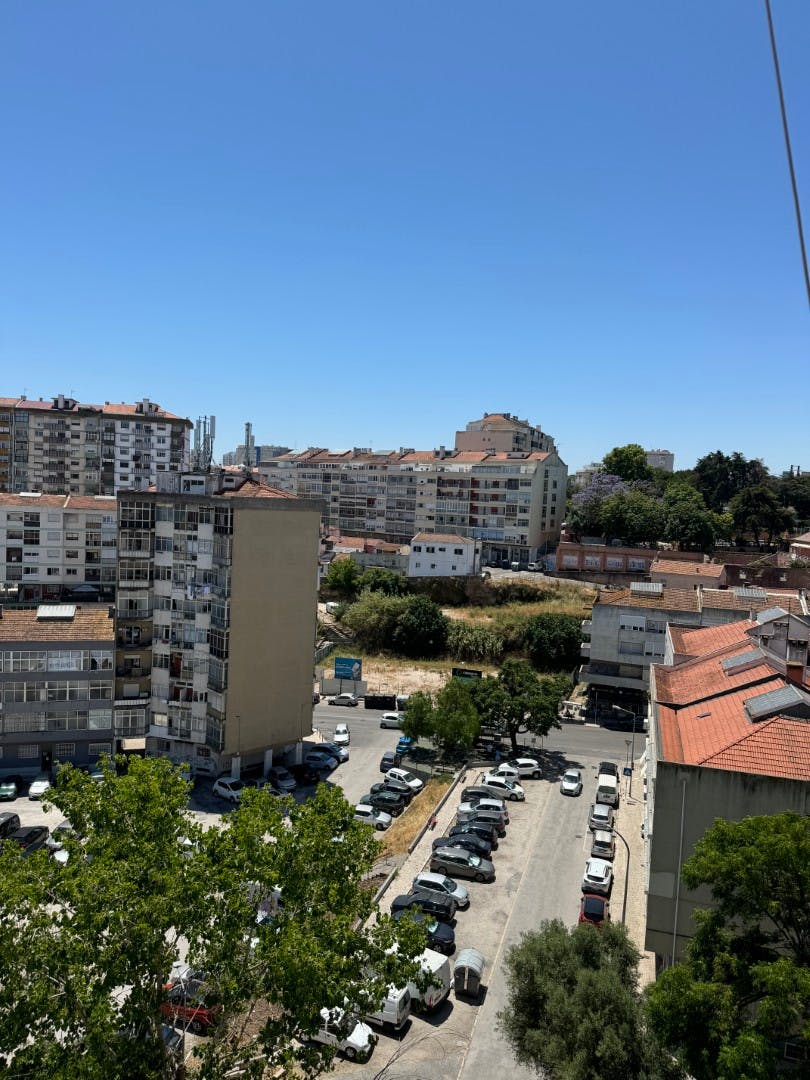 Single room Sacavém, 1 bed, 12m² — photo 9