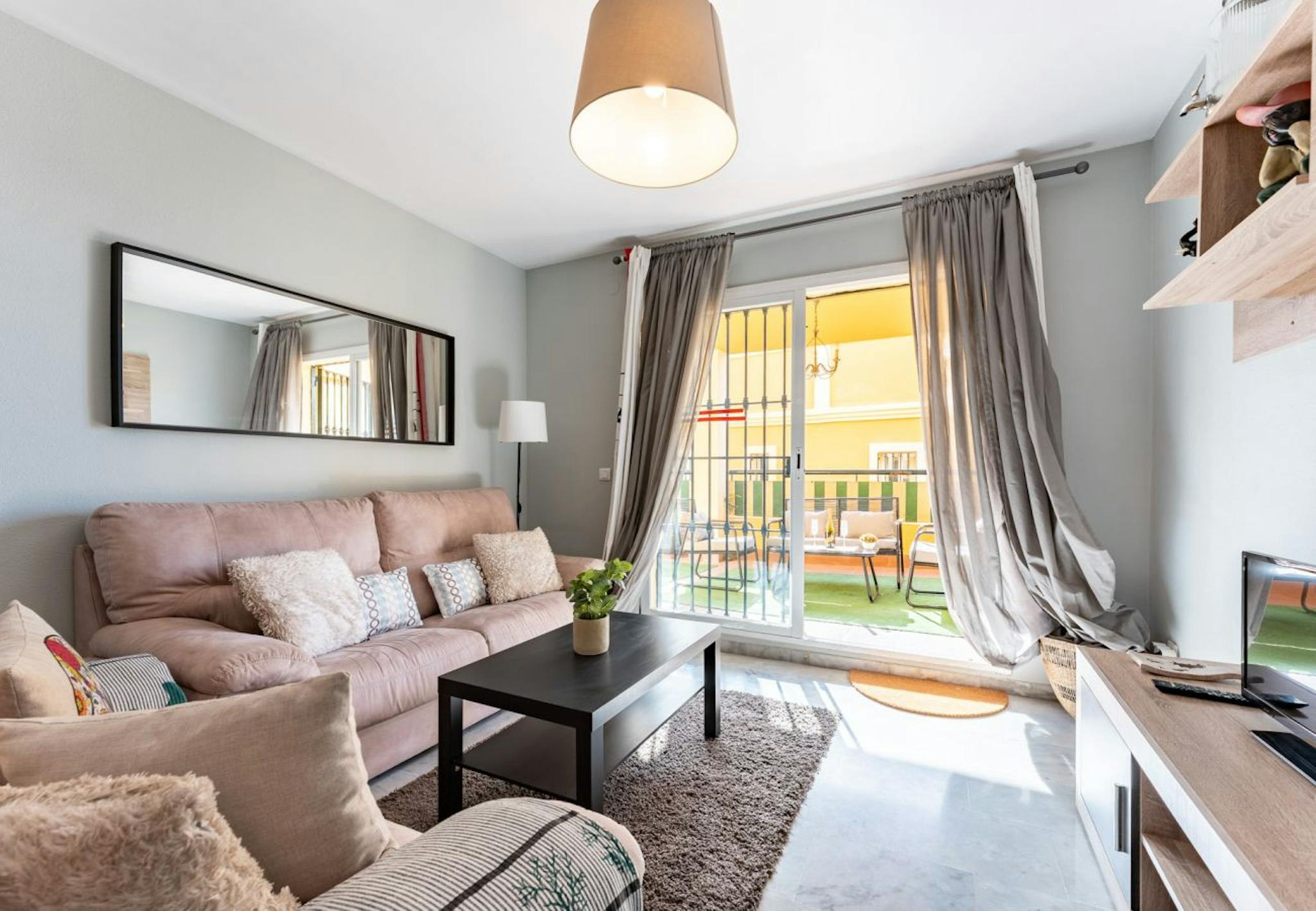 Calle de la Cordera, Torremolinos preview