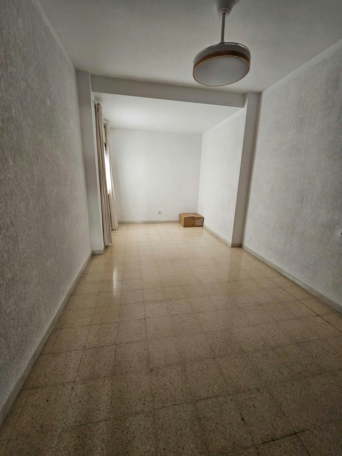 Single room Sevilla, 1 bed, 16m² — photo 14