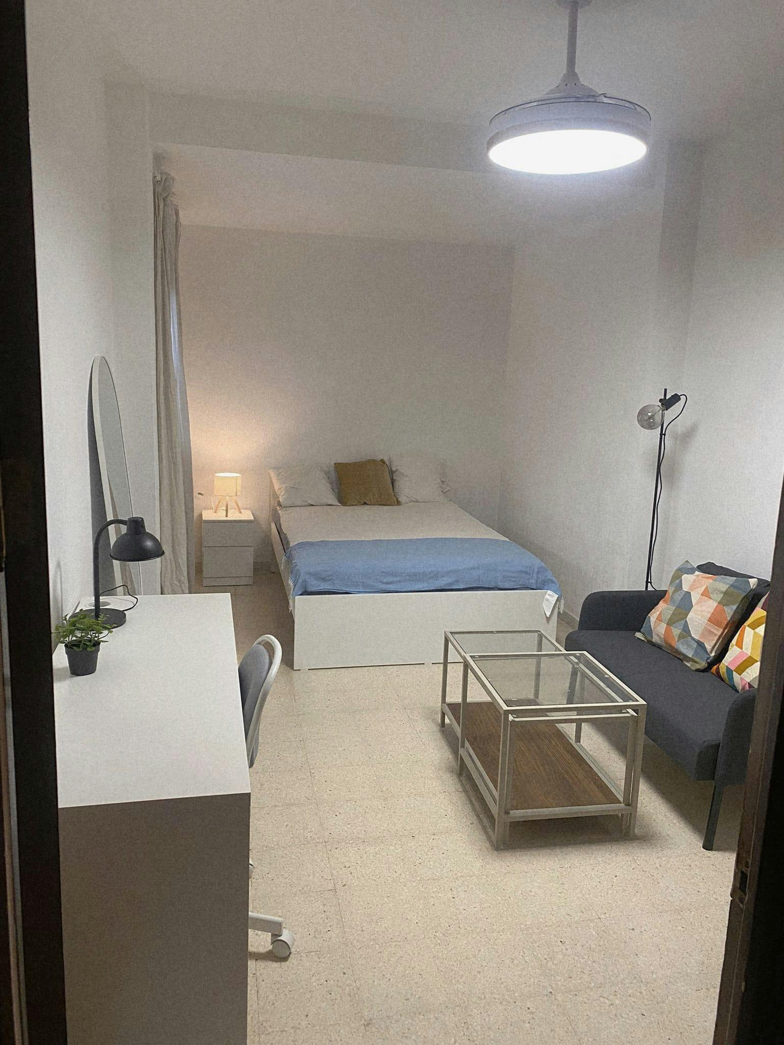 Calle Fortaleza, Sevilla preview