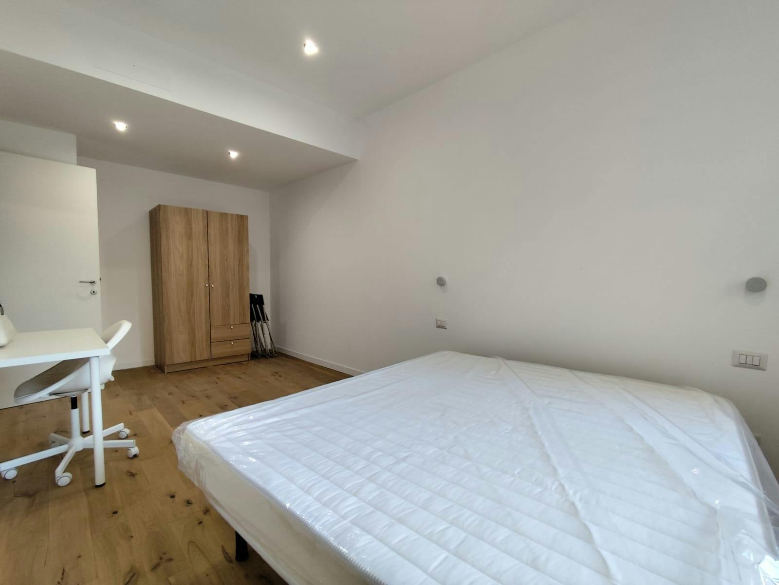 Квартира сдается в аренду за 1 100 € в месяц в Rome, Via Roccantica