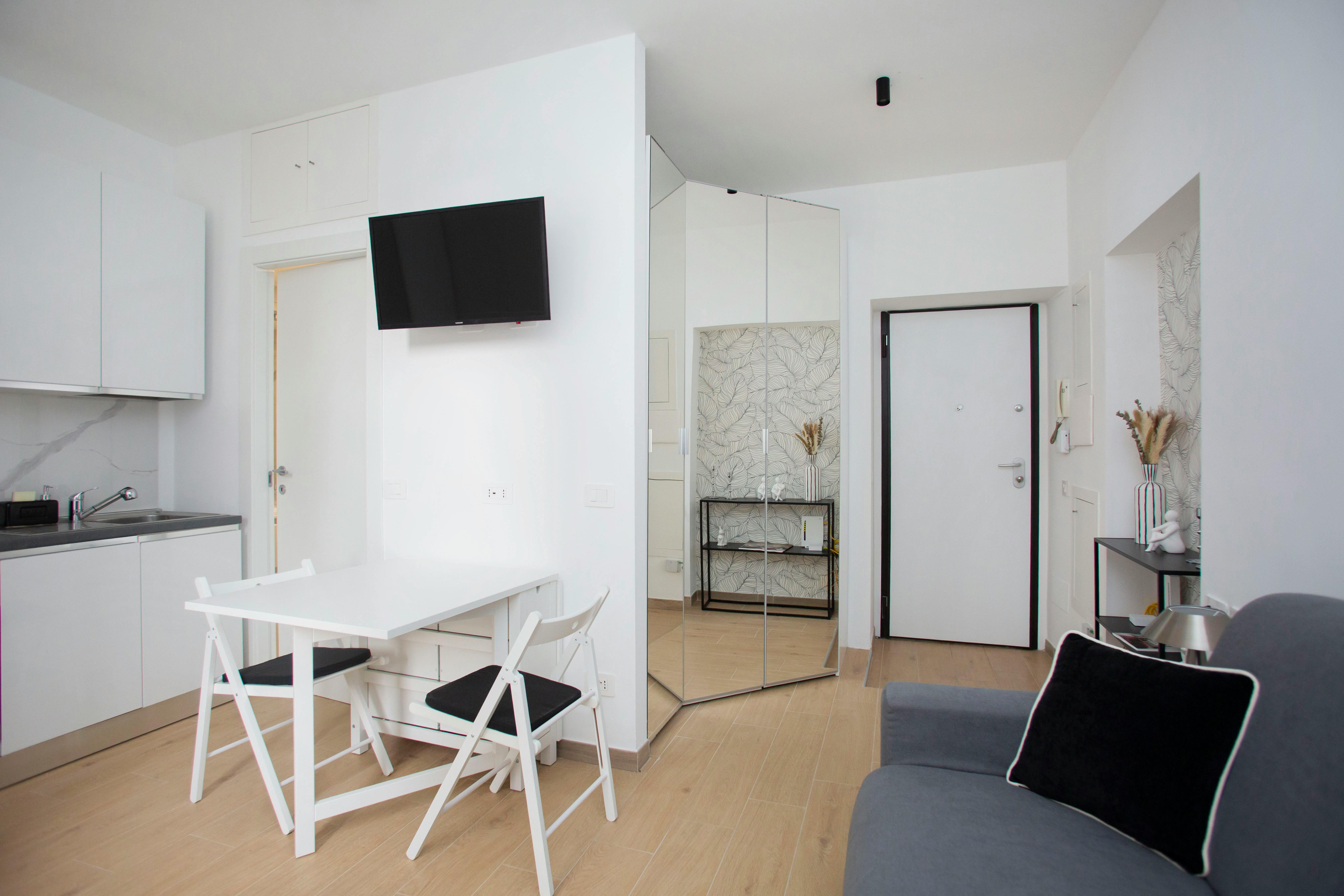 Estudio  en alquiler por 1000 € al mes en Milan, Via Privata Sartirana