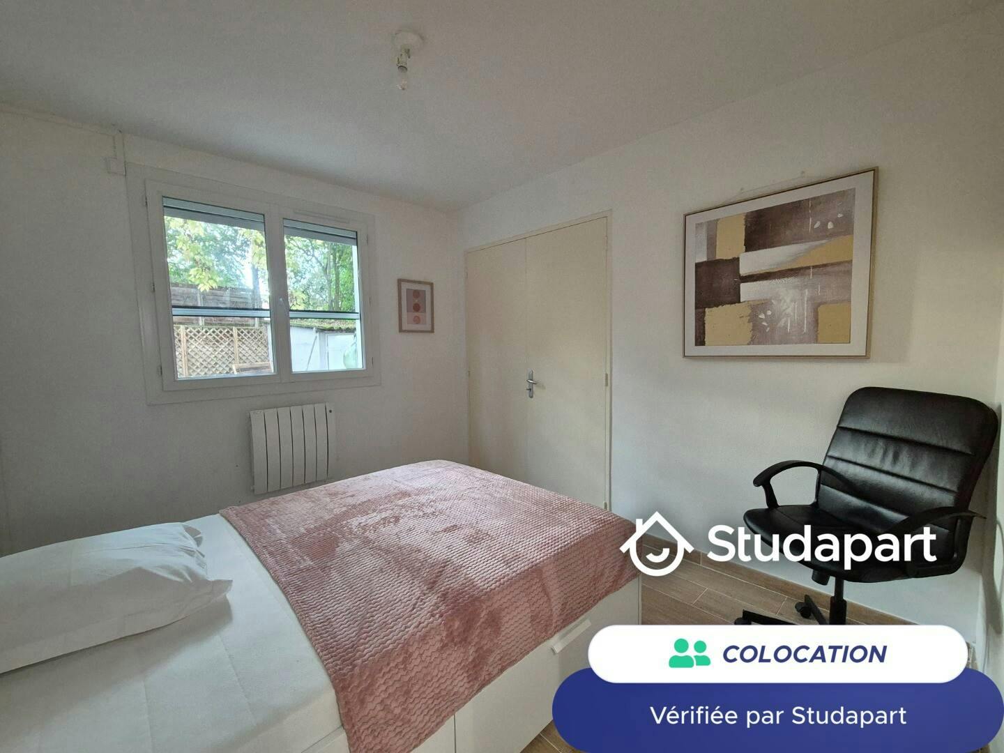 Private room for rent on Rue du Tchad, Toulouse - Plus