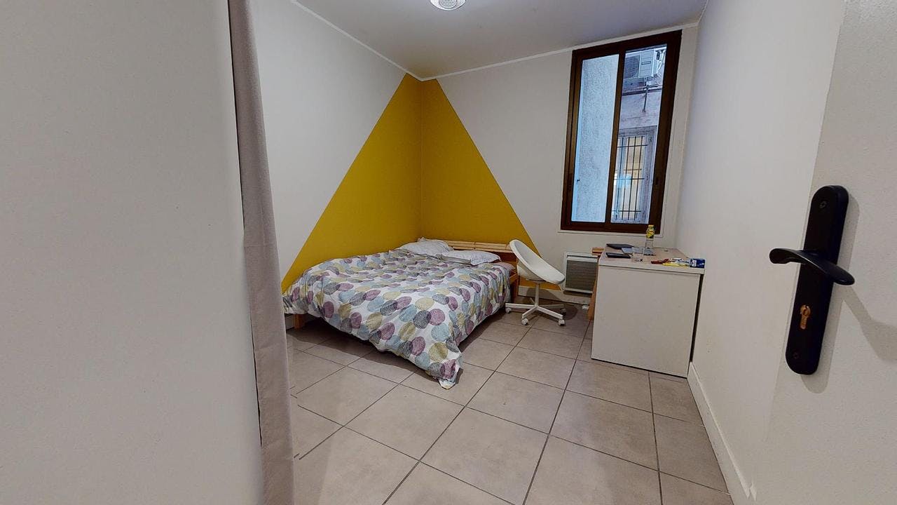Private room for rent on Rue de la République, Montpellier