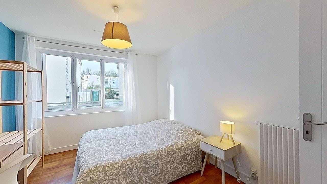 Отдельная комната сдается в аренду за 500 € в месяц в Caen, Rue Bosnières