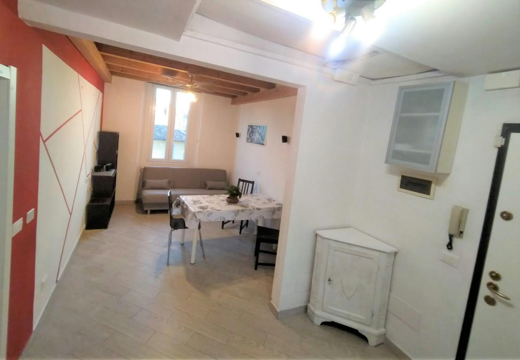Appartement à louer pour 1 490 €/mois à Florence, Via Frà Jacopo Passavanti