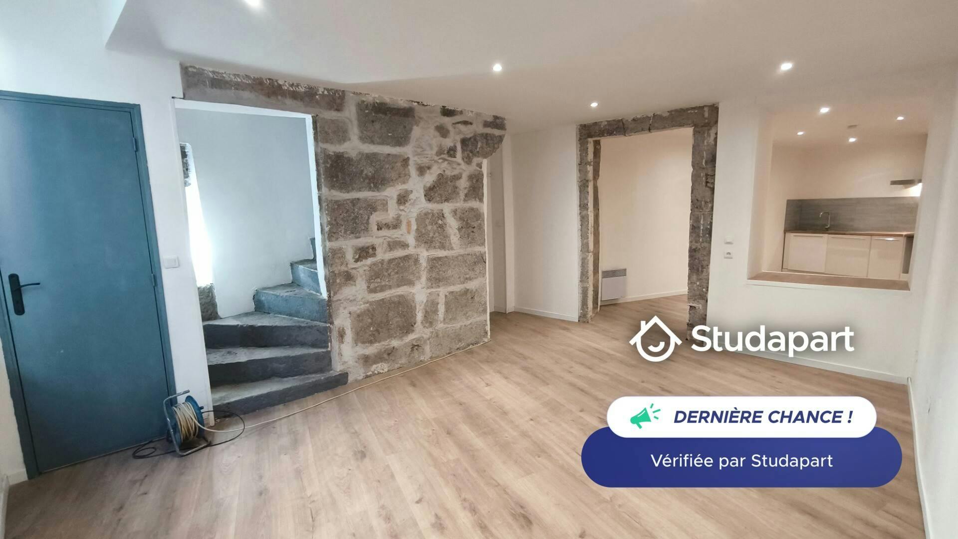 Huis te huur voor € 1.200 per maand in Agde, Rue de l'Amour