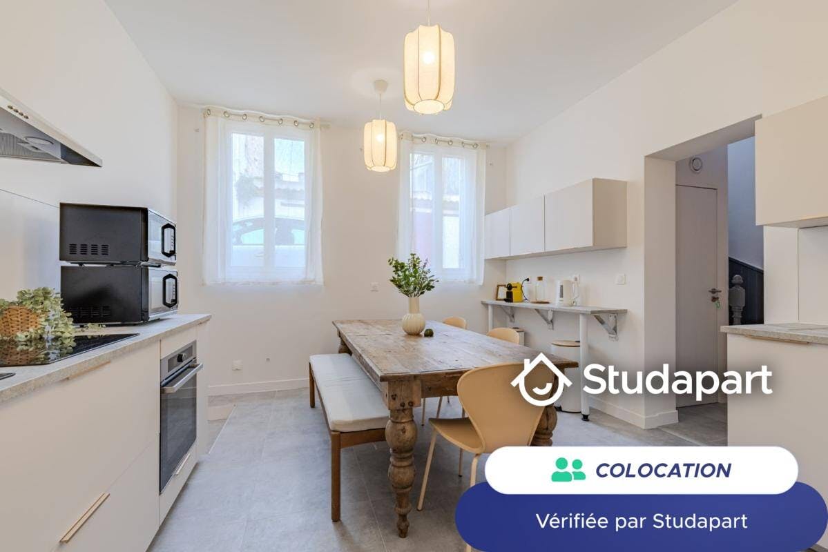 Private room for rent for €550 per month in Lormont, Rue Marc Tallavi