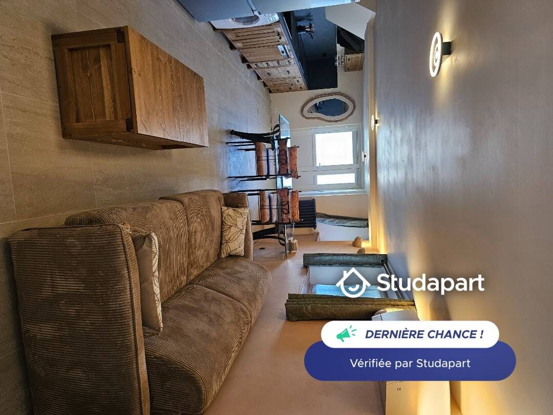 Apartamento en alquiler por 700 € al mes en Yenne, Rue la Graville