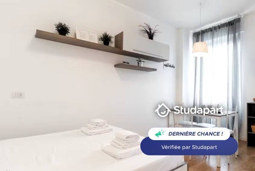 Apartment for rent for €970 per month in Nice, Promenade des Anglais