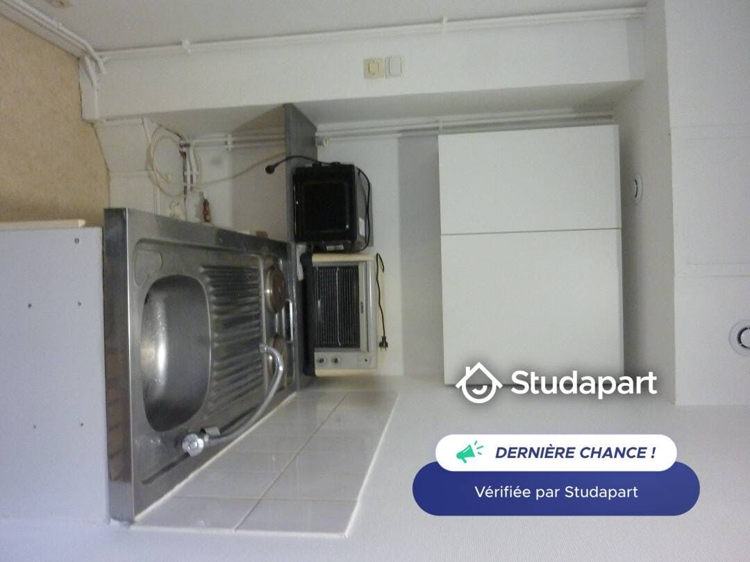 Apartment for rent on Rue Sainte-Barbe, Lille – pohled 6