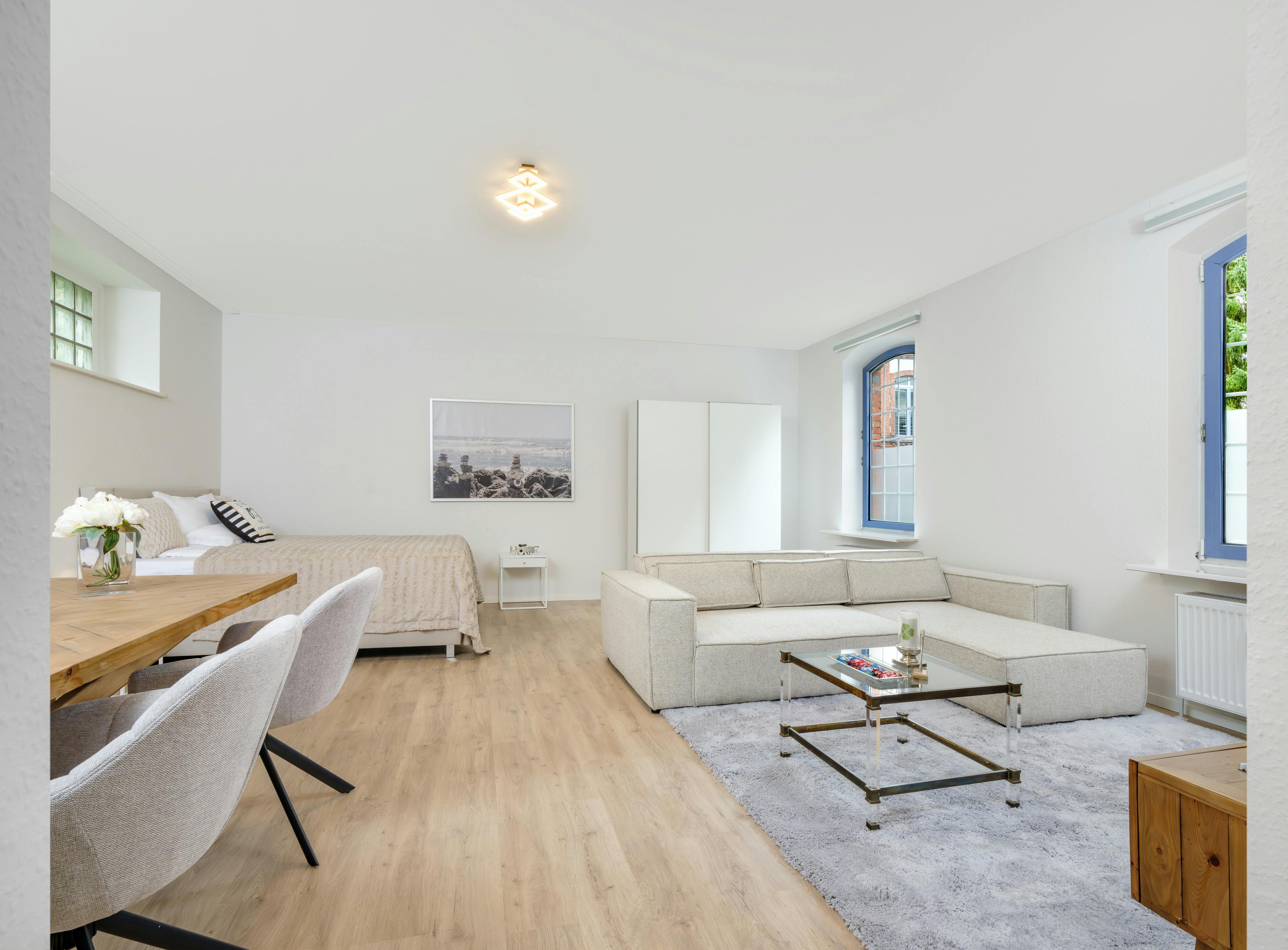 Студия сдается в аренду за 2 150 € в месяц в Hamburg, Palmaille