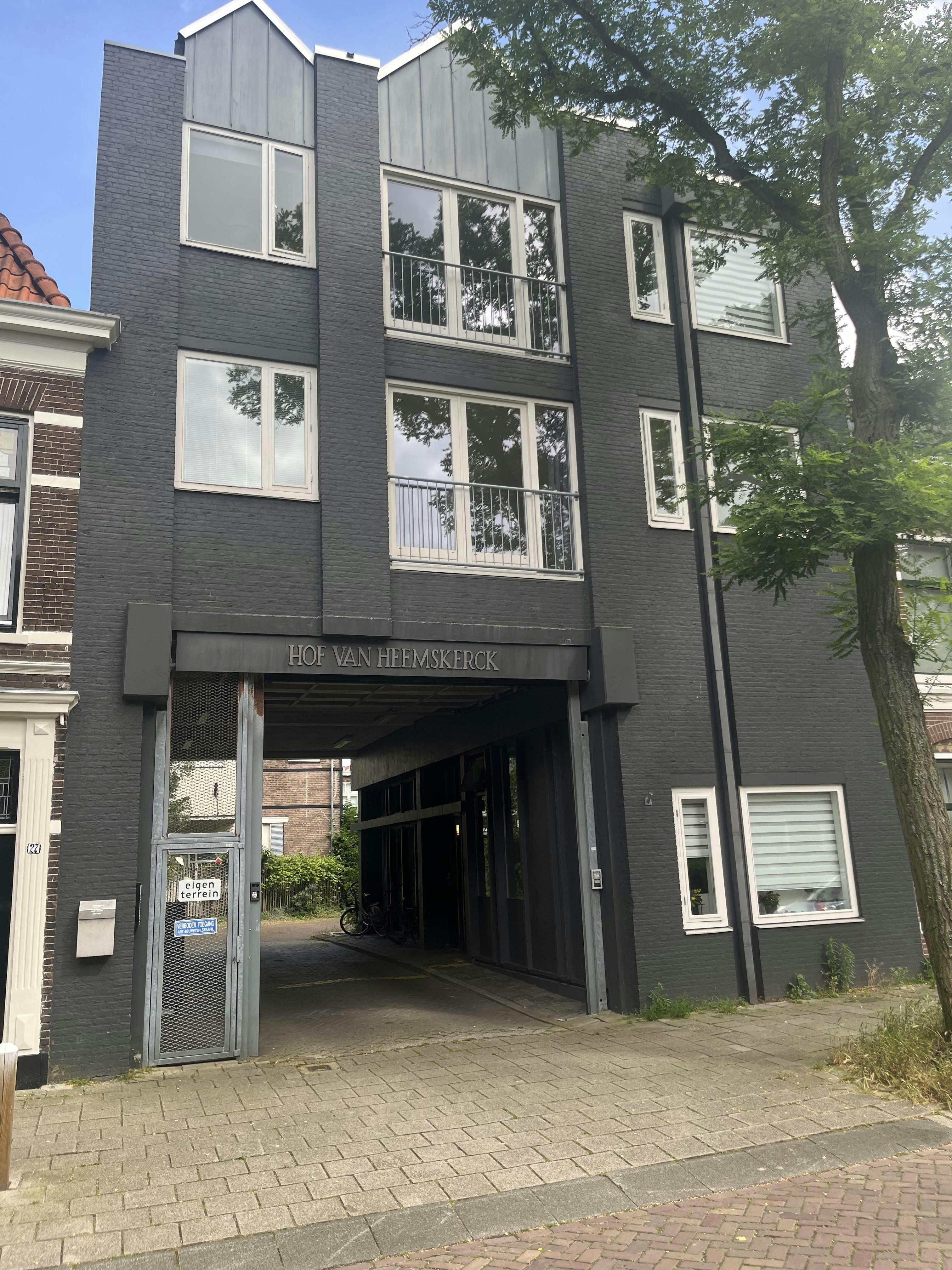 Appartement à louer pour 2 195 €/mois à Haarlem, Maerten van Heemskerckstraat