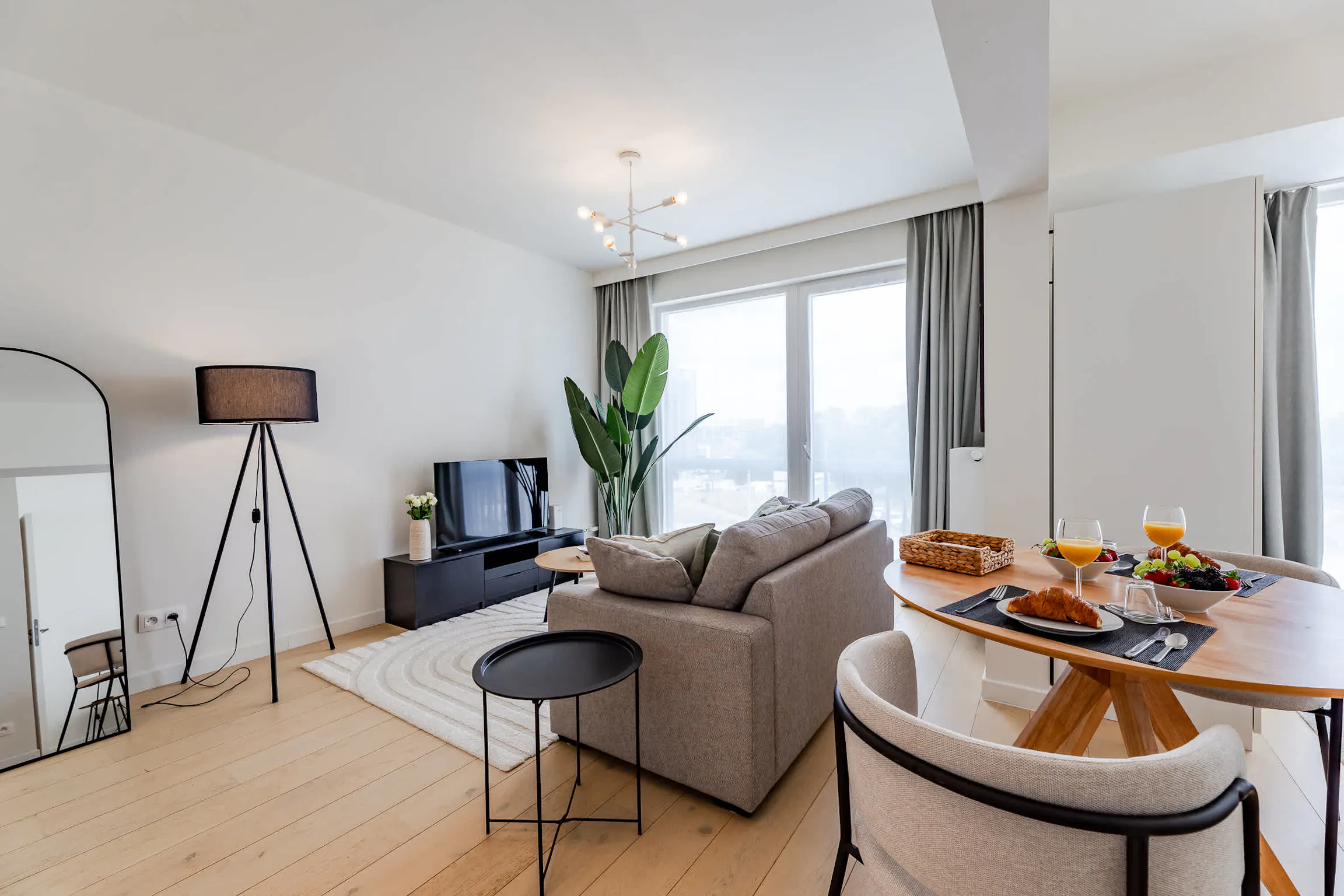1-Bedroom Apartment in Boulevard Auguste Reyers, Schaerbeek (1676010) ROOM 1