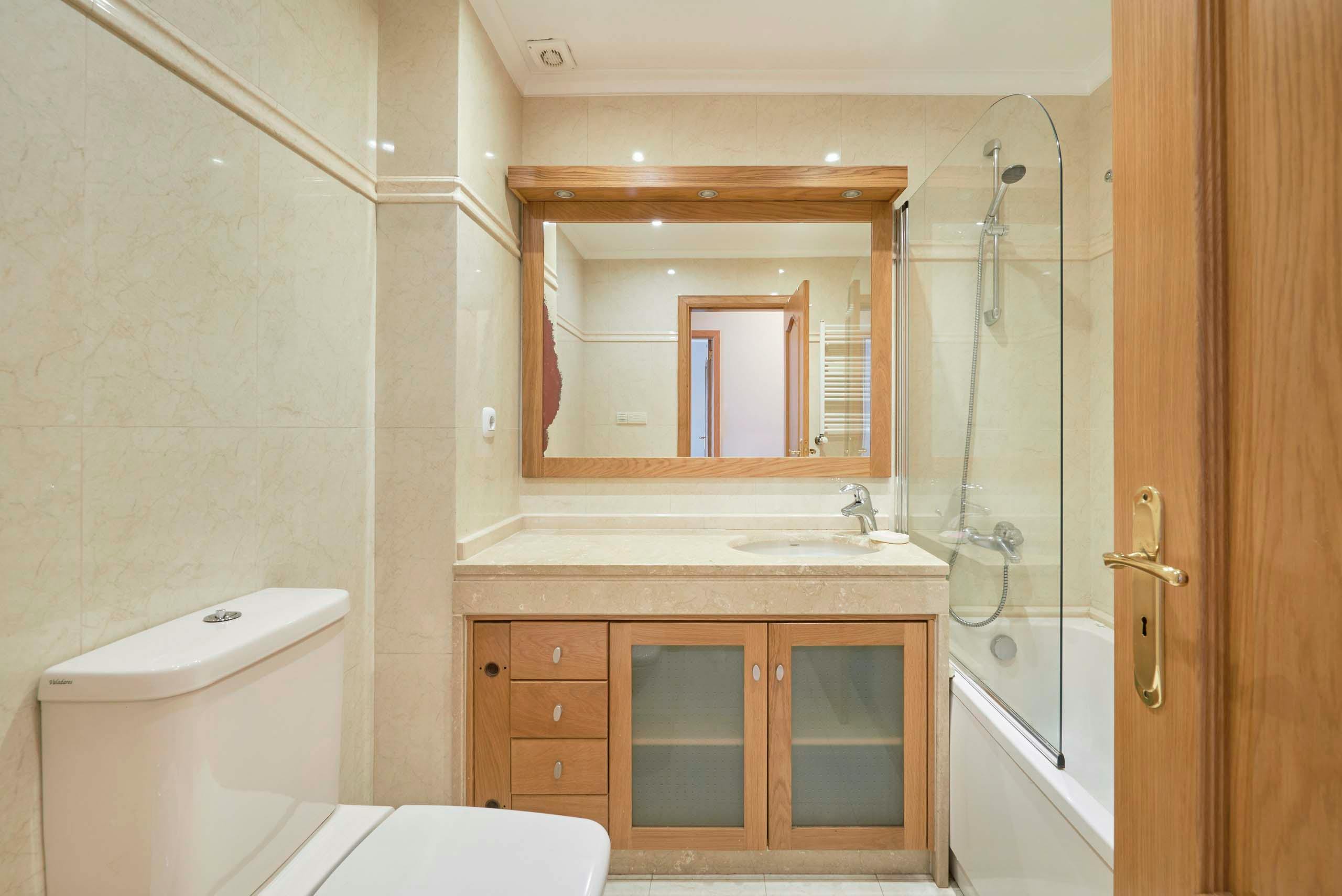 Apartment Carcavelos, 2 beds — photo 9