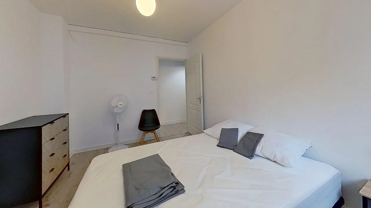 Apartment Valence, 3 beds — photo 40