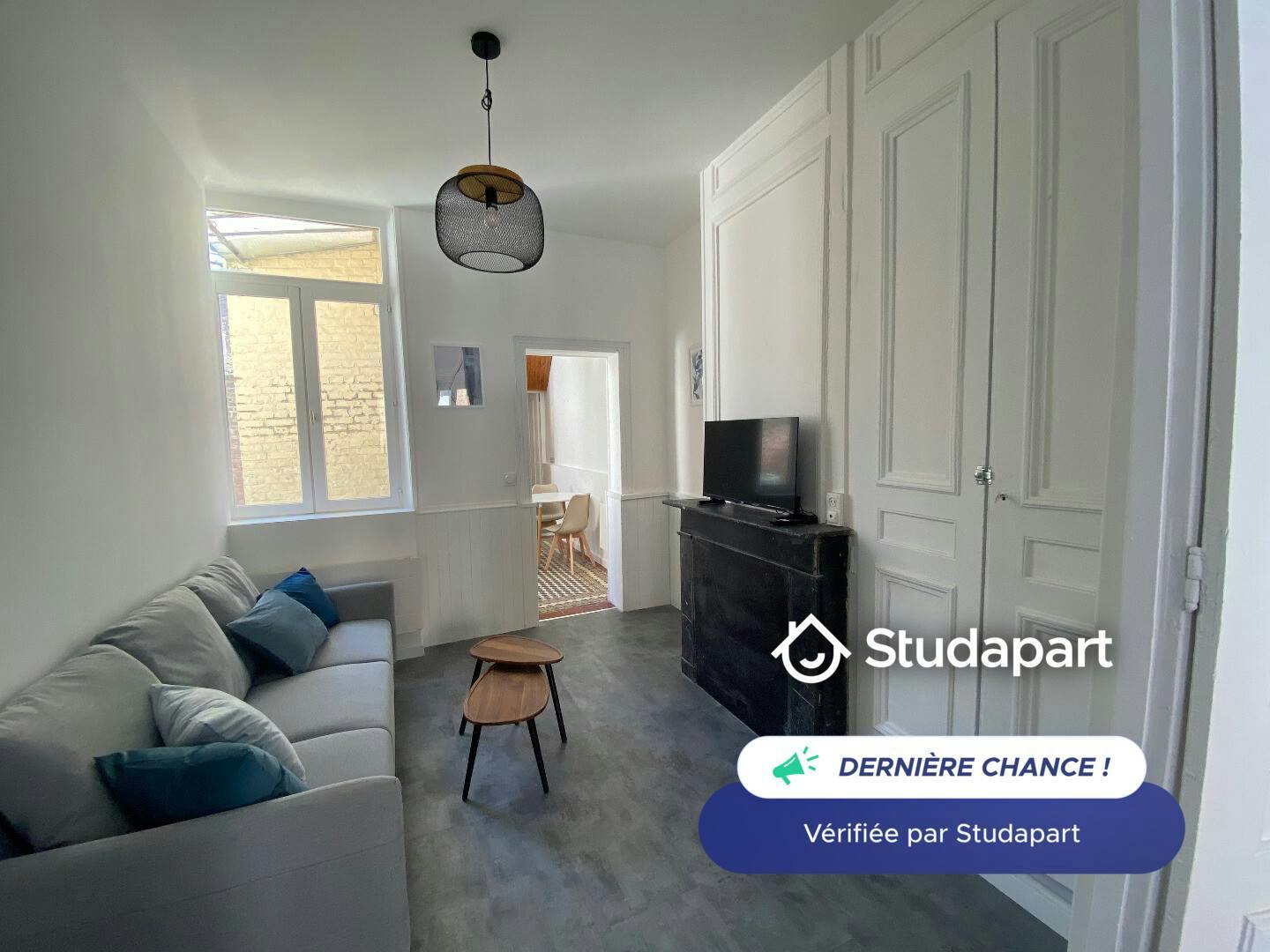 Apartamento para alugar por € 650 por mês em Amiens, Rue des Prémontrés