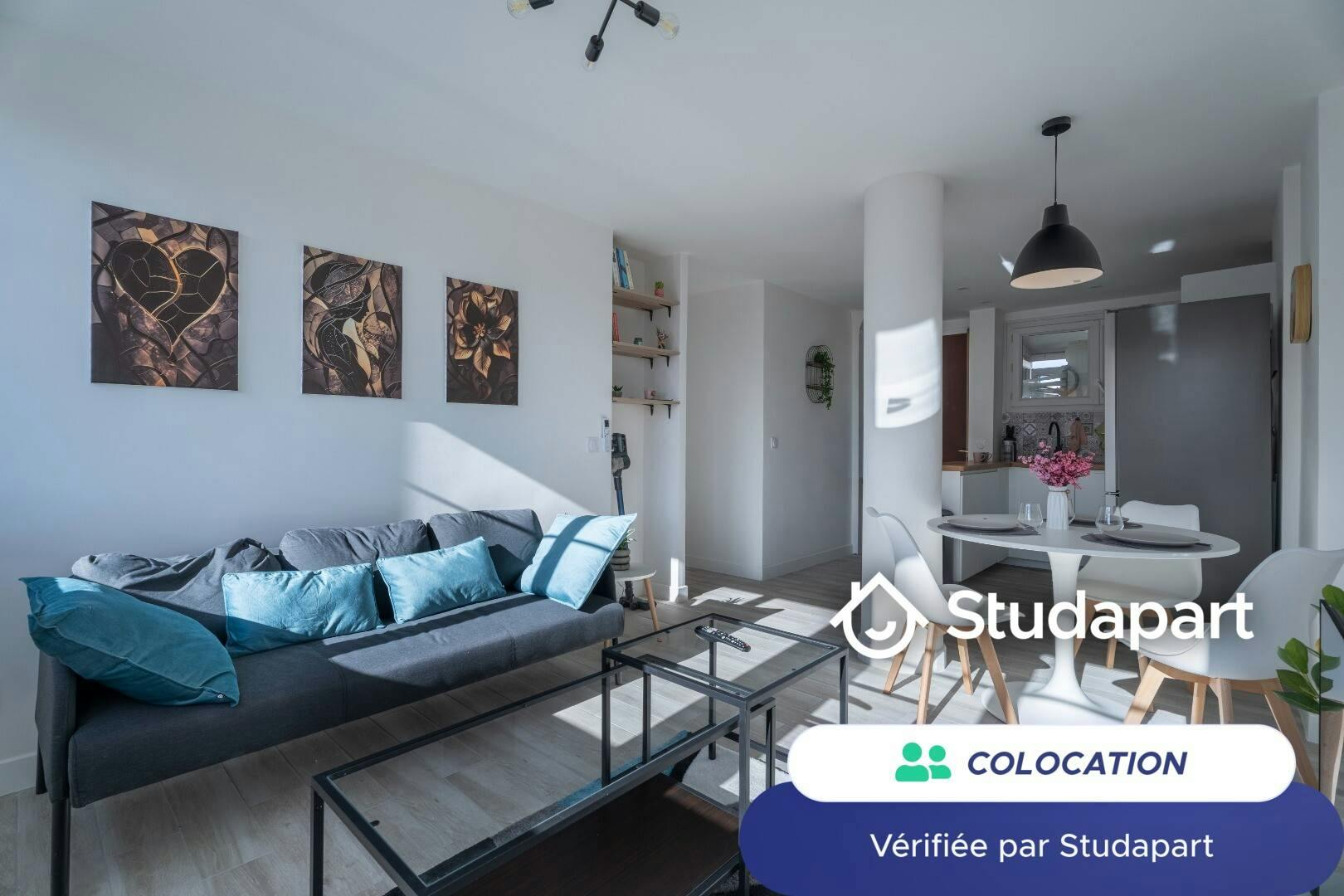 Private room for rent for €450 per month in Toulon, Boulevard de Paris