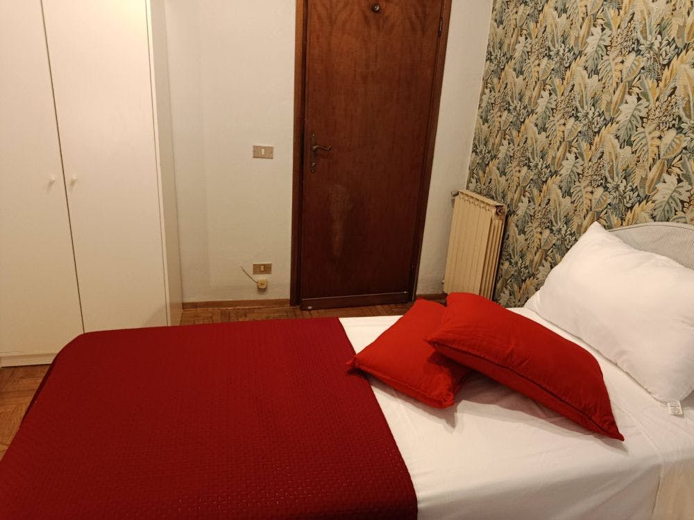 Single room Florence, 1 bed — photo 1