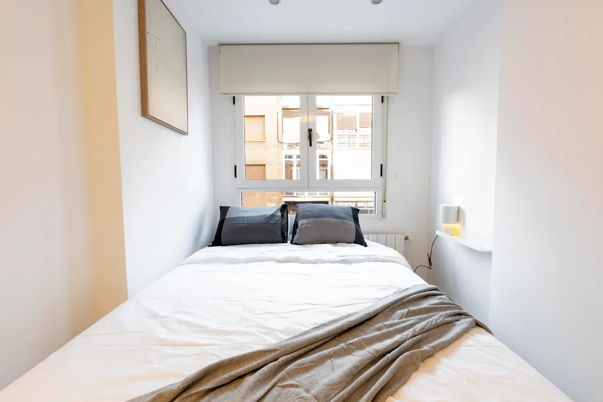Private room in Calle de Francos Rodríguez, Madrid (1676471) ROOM