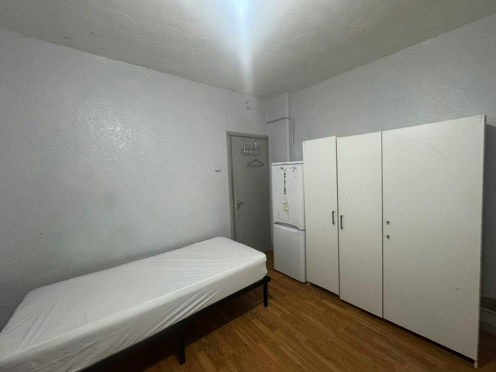 Private room for rent for £1,050 per month in London, Chicksand Street