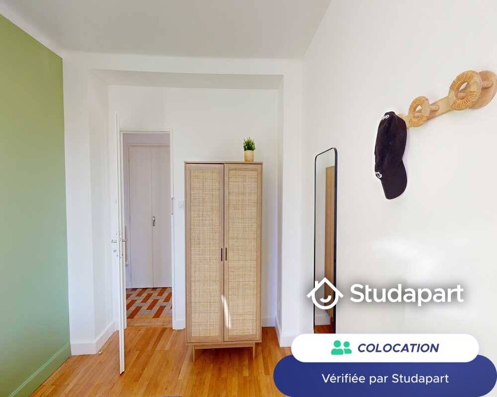 Private room for rent for €650 per month in Lyon, Rue Salomon Reinach