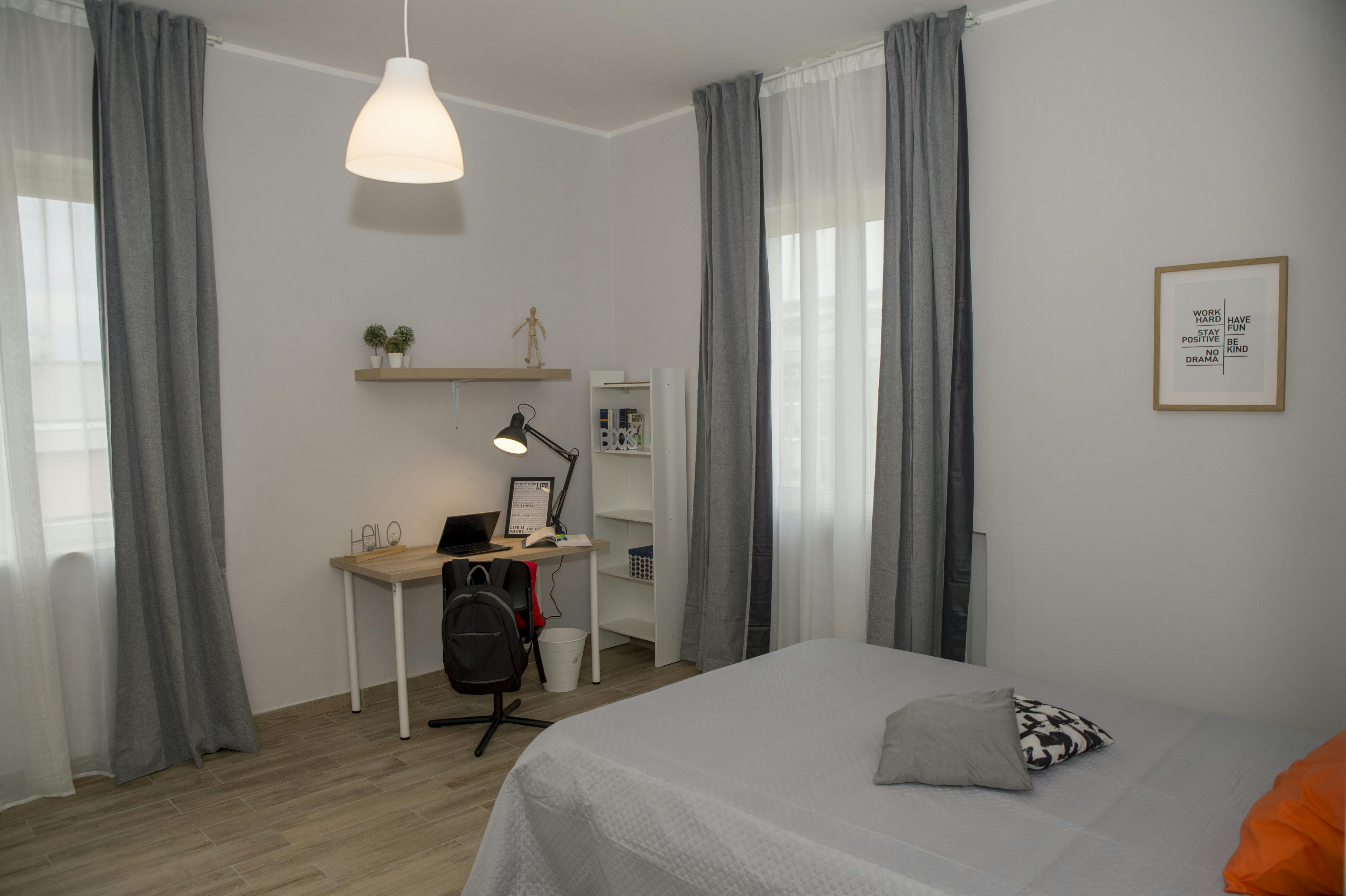 Chambre privée à louer pour 570 €/mois à Pescara, Via Tirino