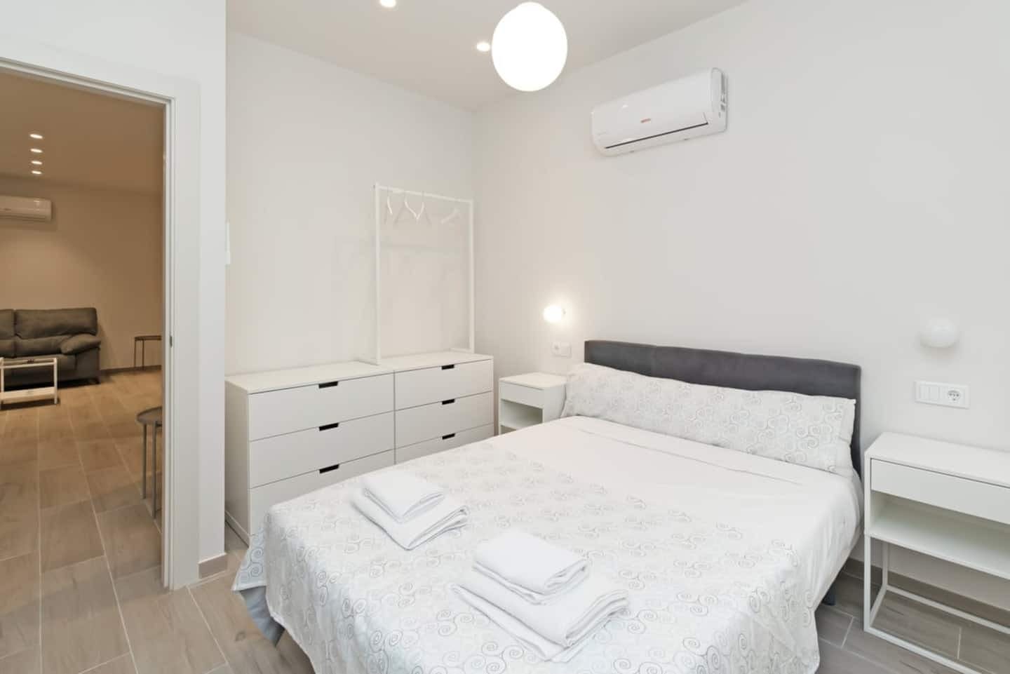 Carrer de Sant Rafael, Valencia preview