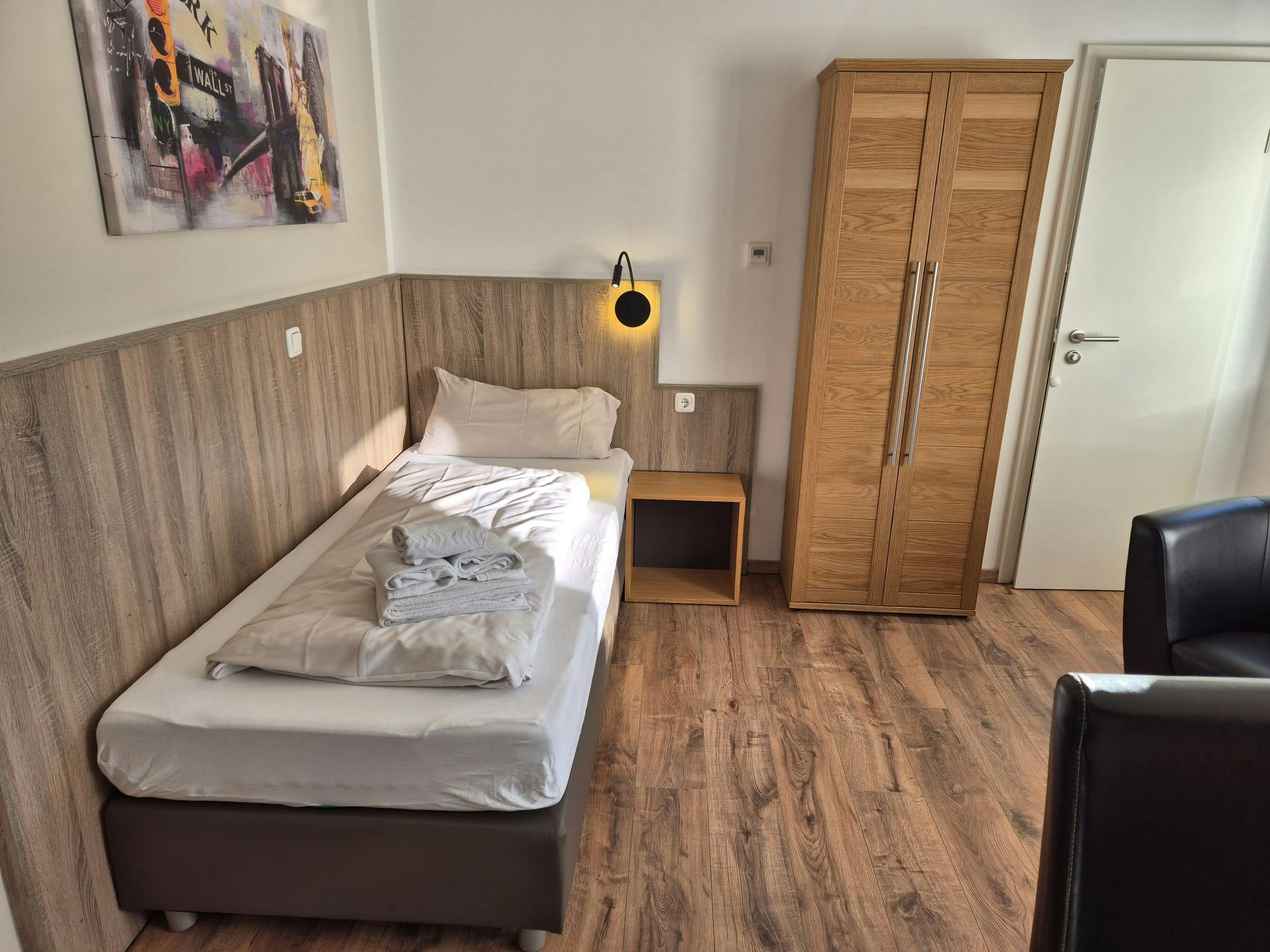 Studio zu mieten für 1.030 € pro Monat in Vaterstetten, Baldhamer Straße