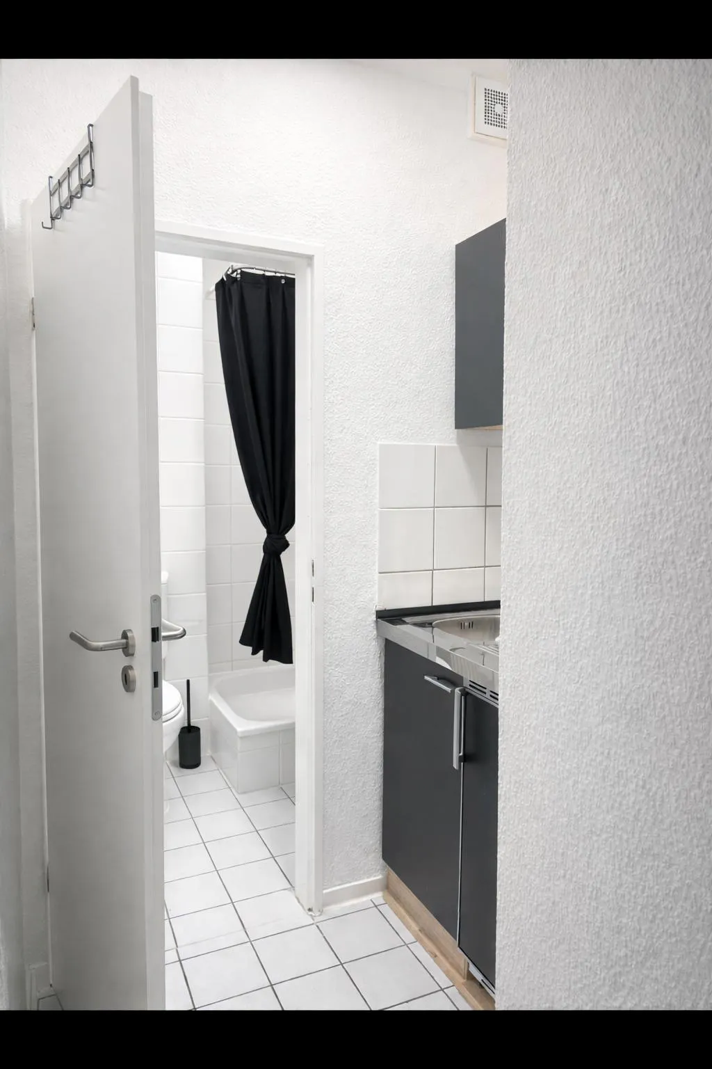 1-Bedroom Apartment in Eitorfer Straße, Köln (1676684) ROOM 3