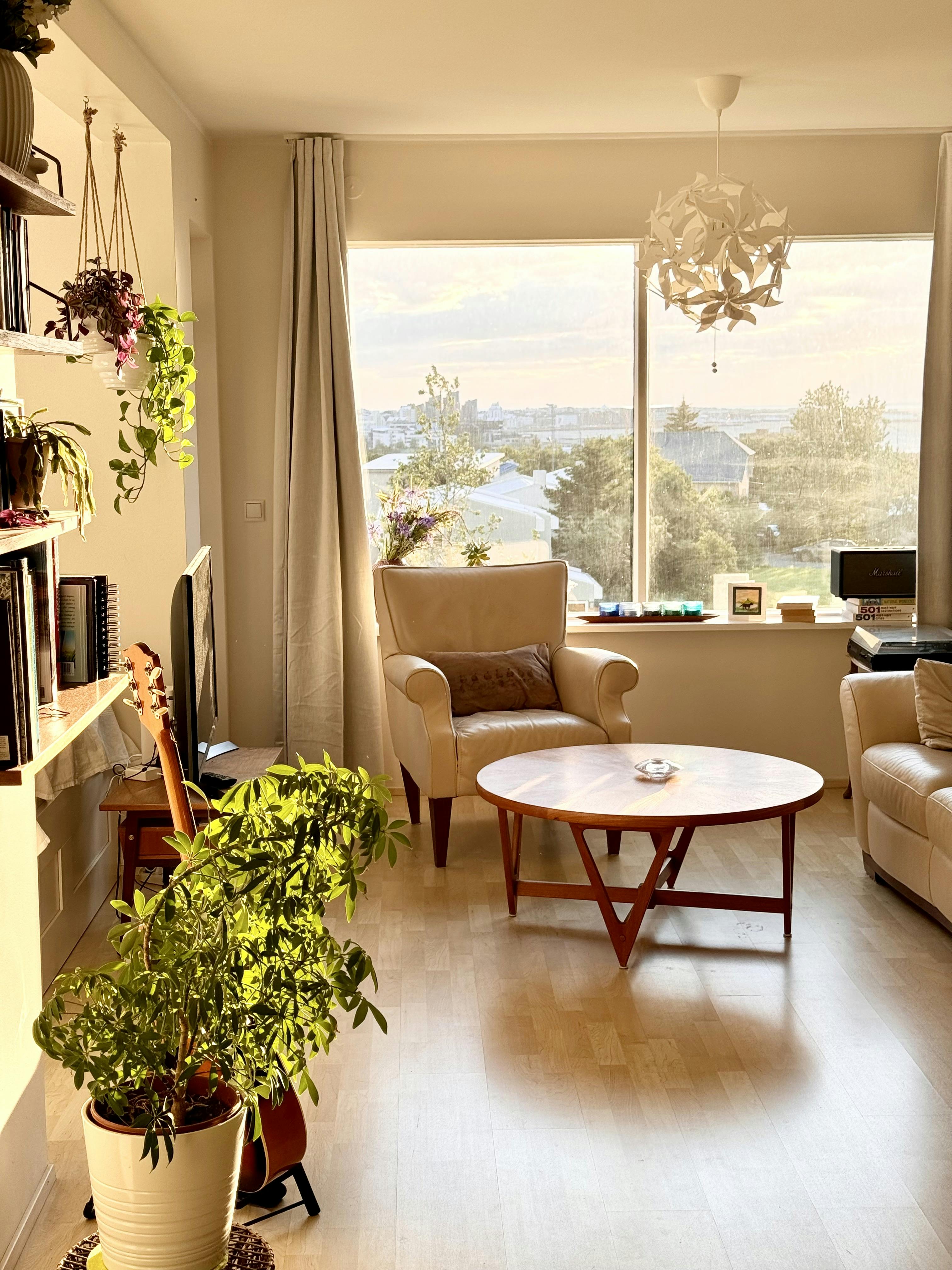 Kawalerka do wynajęcia za 1653 € miesięcznie w mieście Reykjavík, Austurbrún