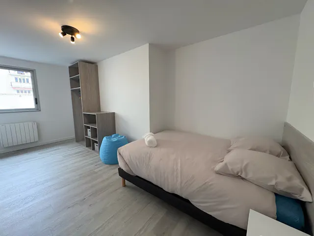 Private room in Rue des Moissons, Reims (1676756) room image 2
