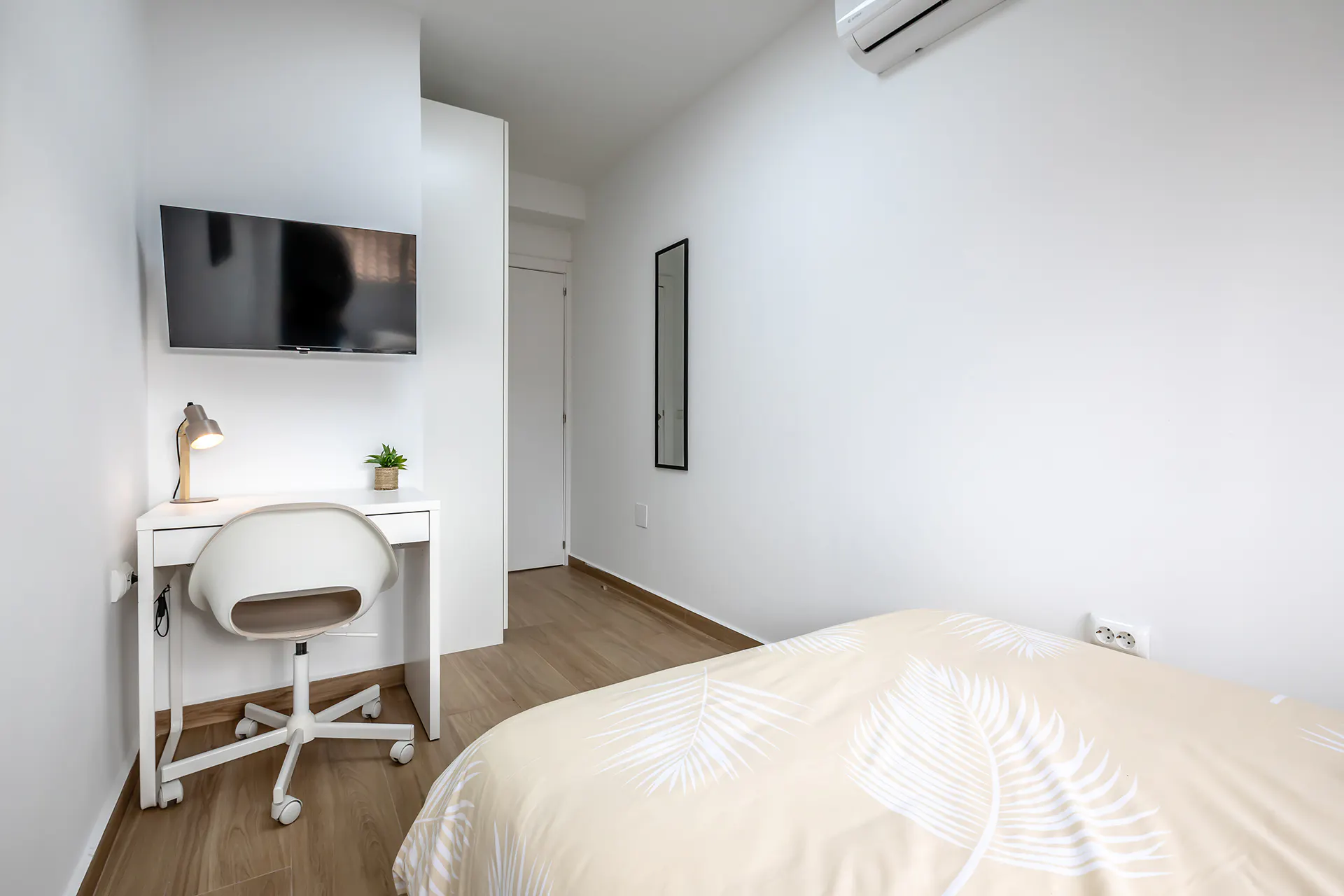 Private room in Carrer de Planas, Valencia (1676769) ROOM 1
