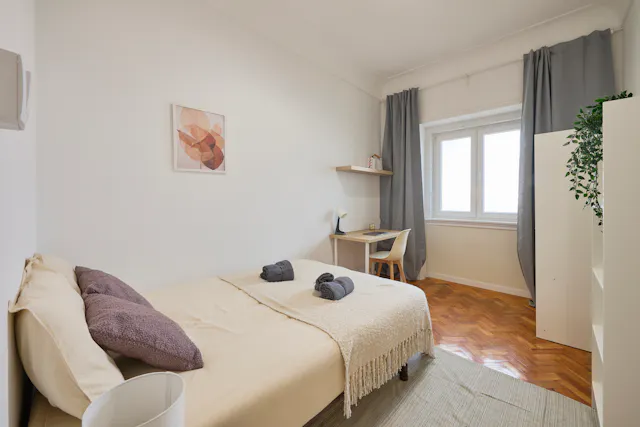Private room in Avenida Almirante Reis, Lisbon (1676780) room image 1