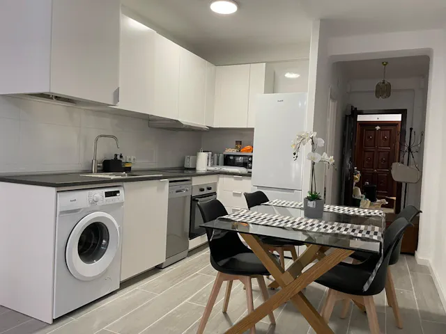 4-Bedroom Apartment in Calle Cura Merino, Málaga (1676797) room image 9