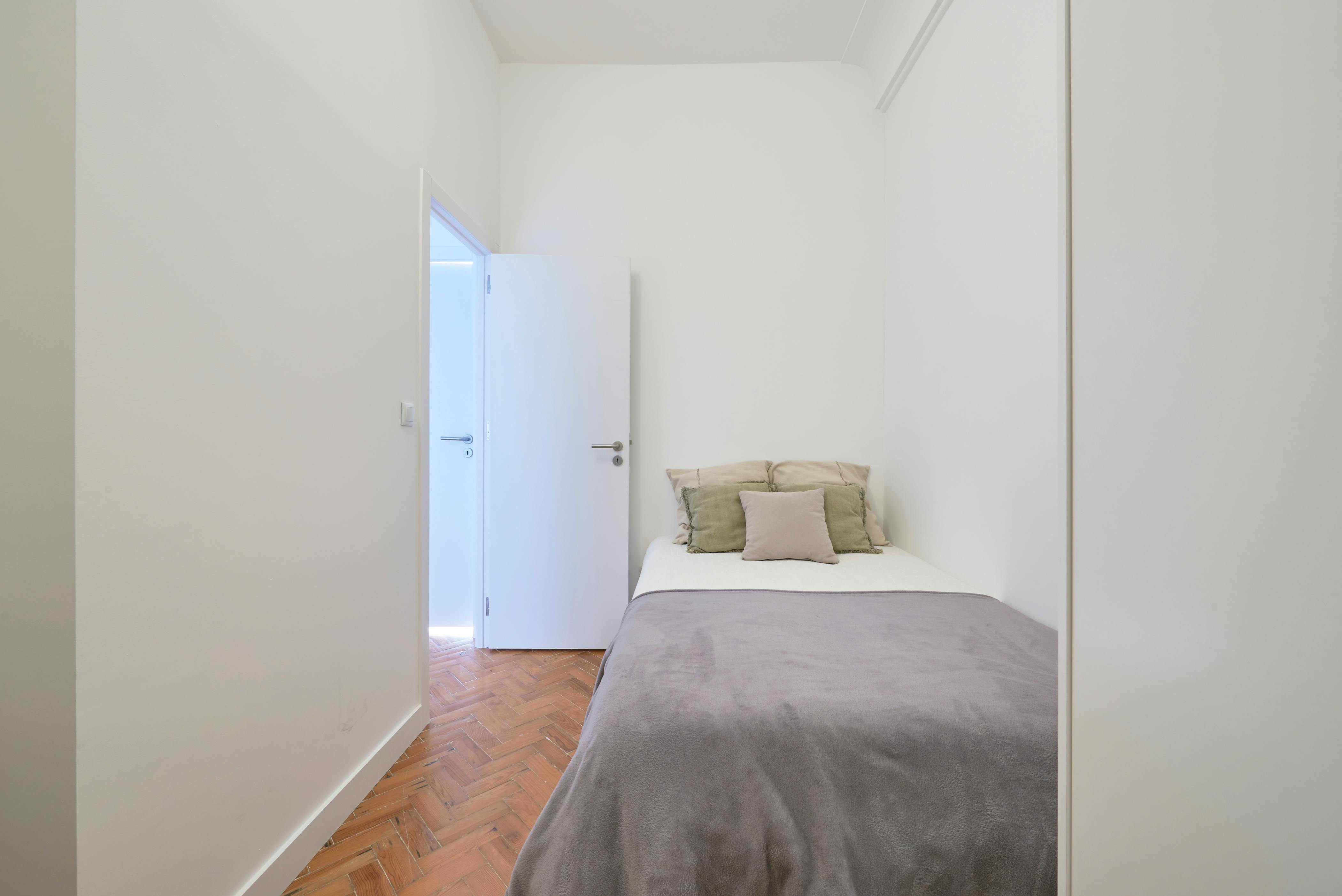 Single room Lisbon, 1 bed, 7m² — photo 5
