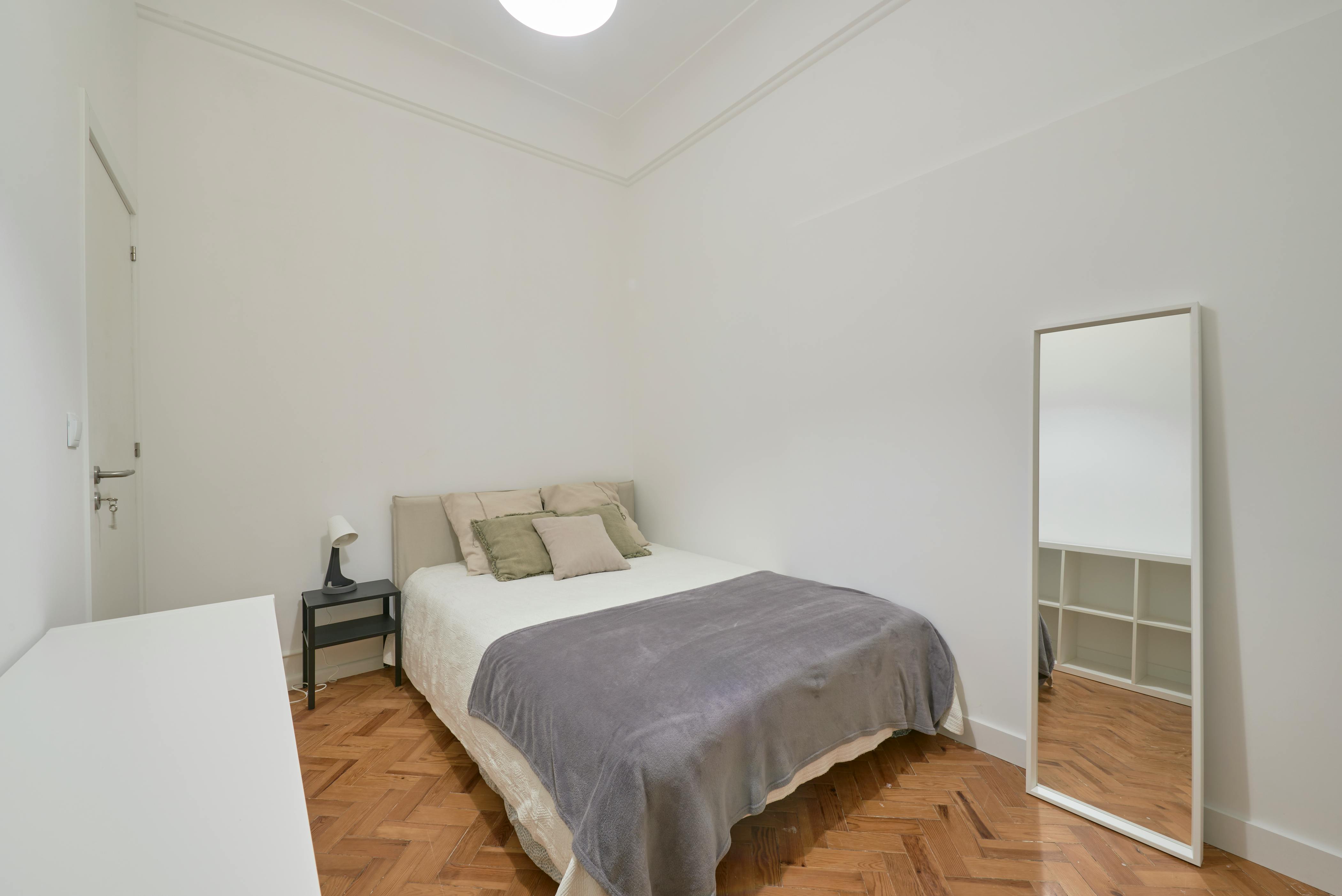 Single room Lisbon, 1 bed, 7m² — photo 1